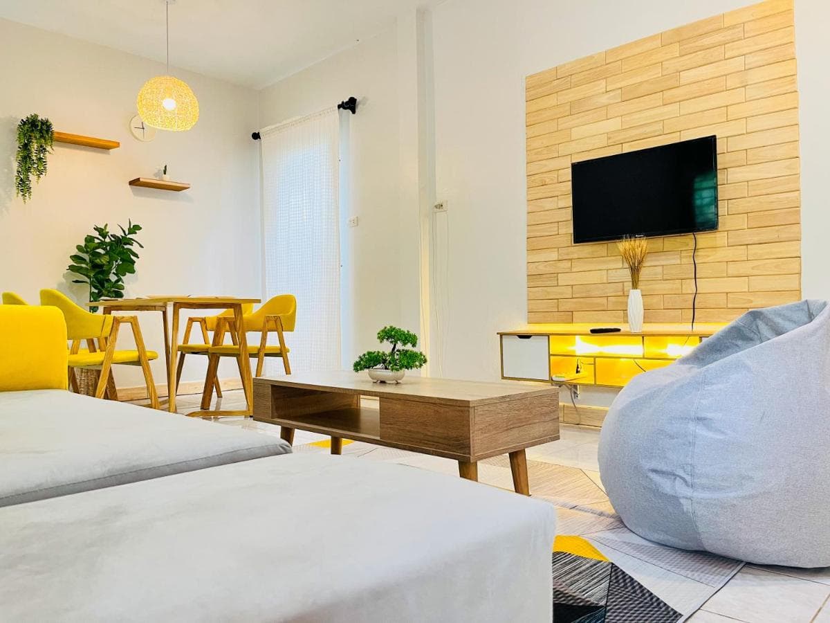 H&Q 1BR Cozy House, Bangtao Beach
