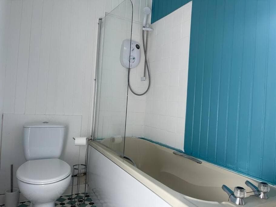 Musselburgh Homely Apartment (Sleeps 6)