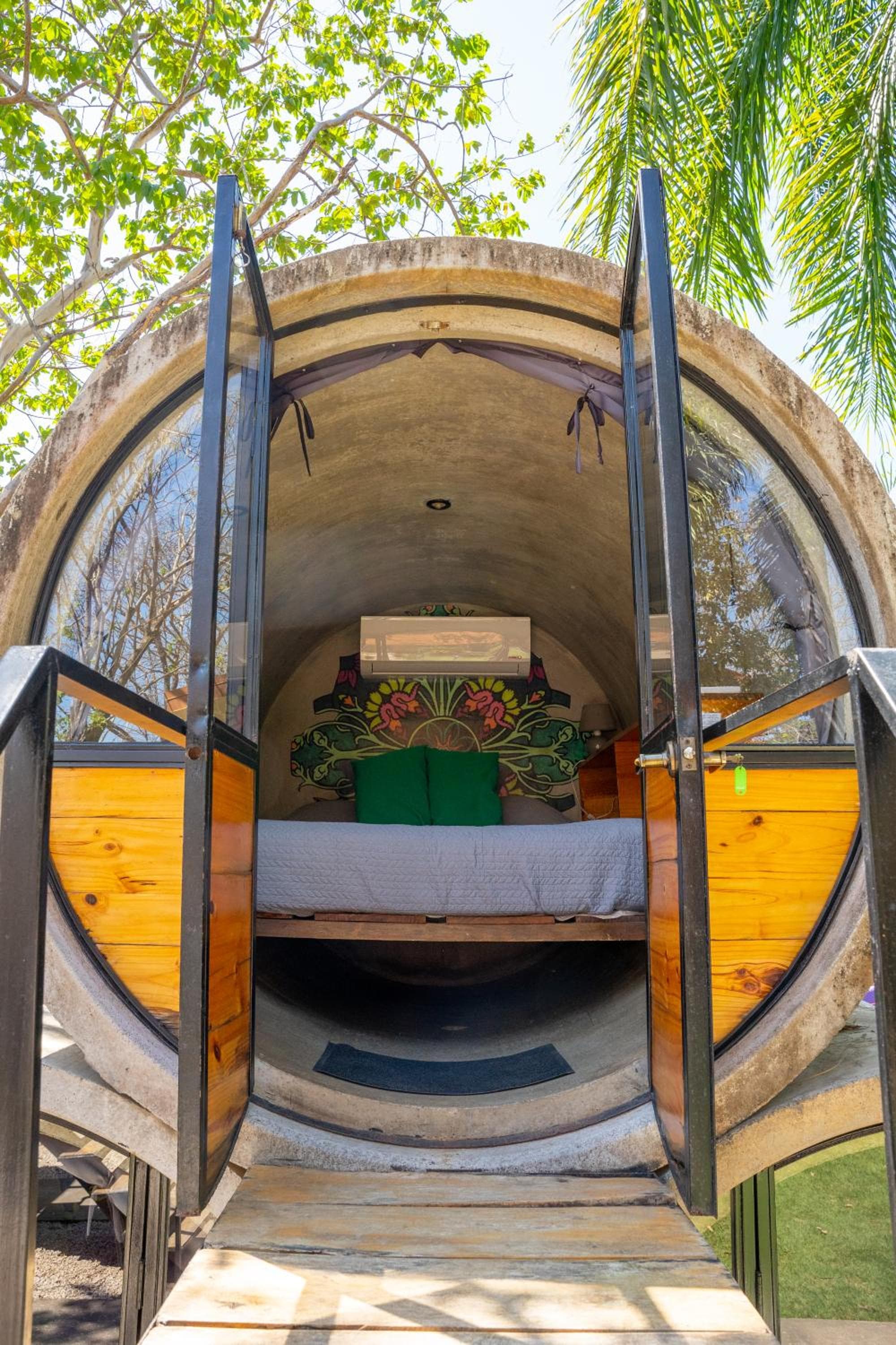 Pipe House Playa Grande
