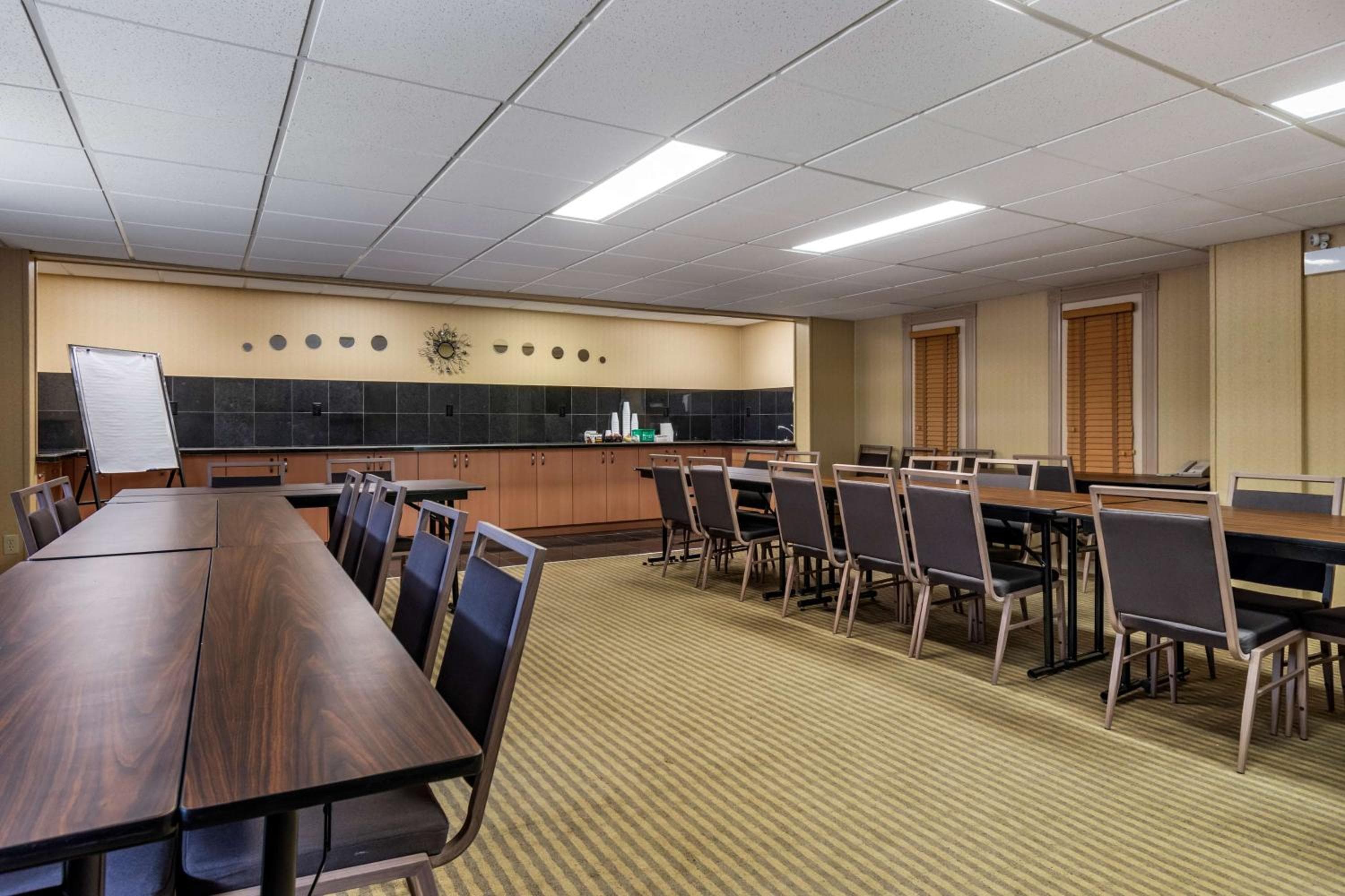 Best Western Marquis Inn & Suites
