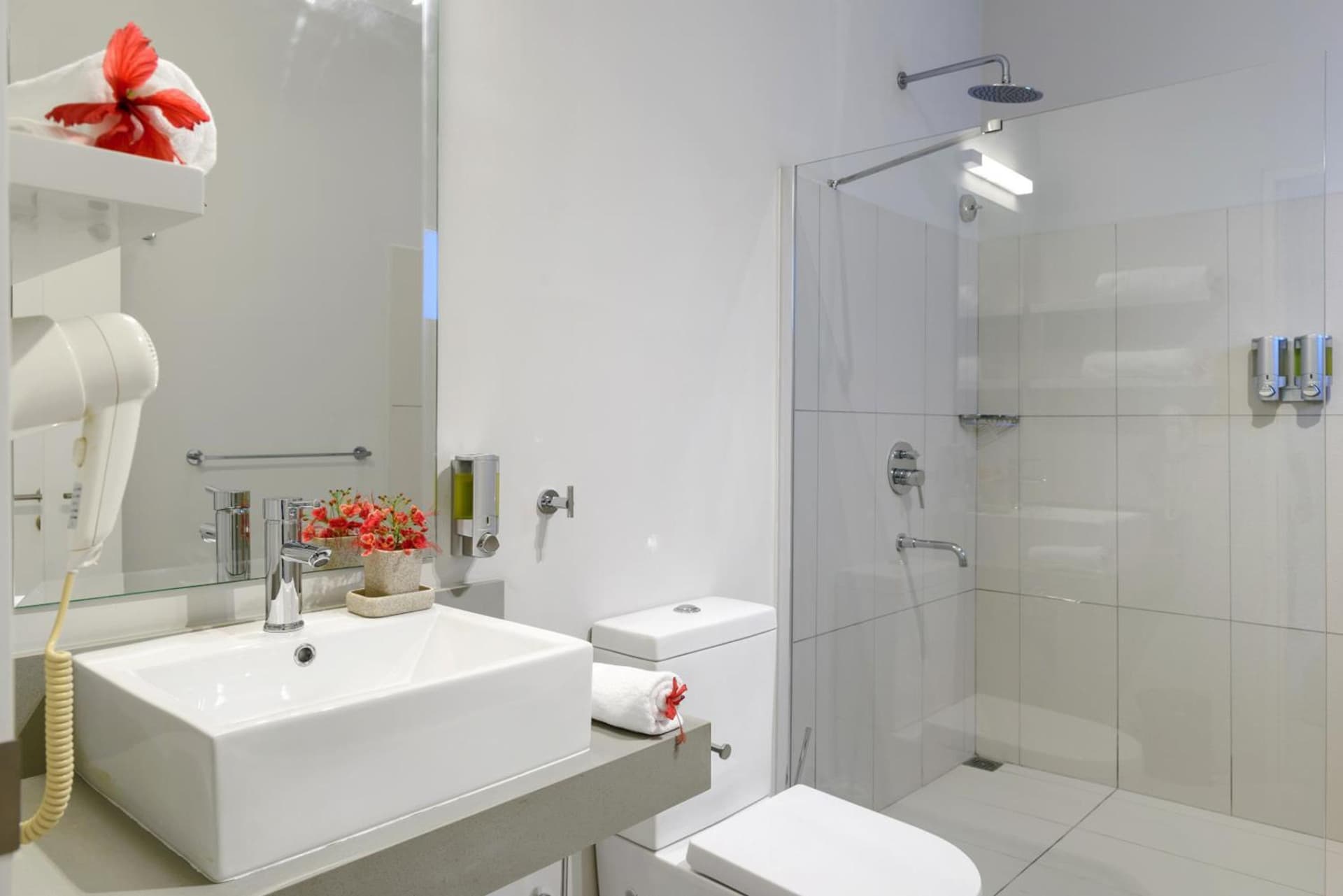 Voile Bleue Boutique Hotel