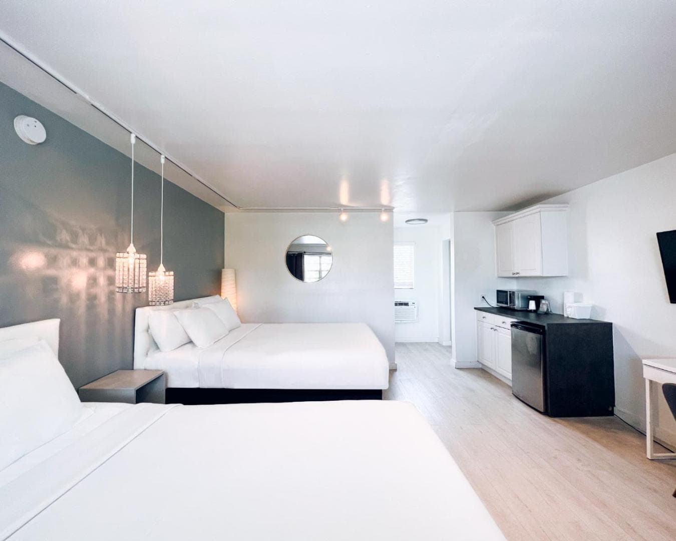 North Beach Hotel