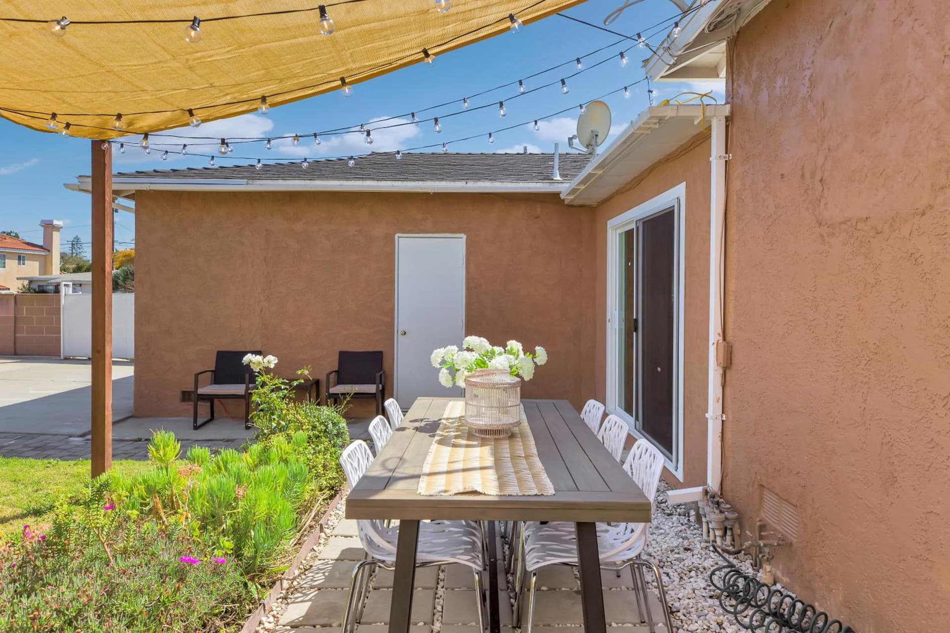 LUX -- A Perfect Home in South Bay 10 Mins to Beaches