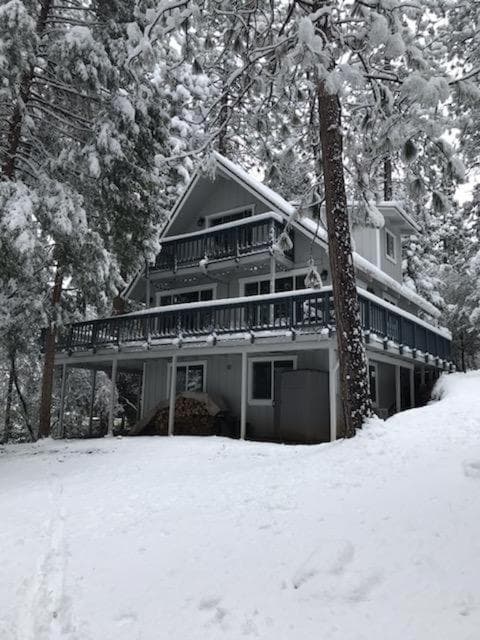 Breckenridge Chalet near Yosemite. Dog friendly!