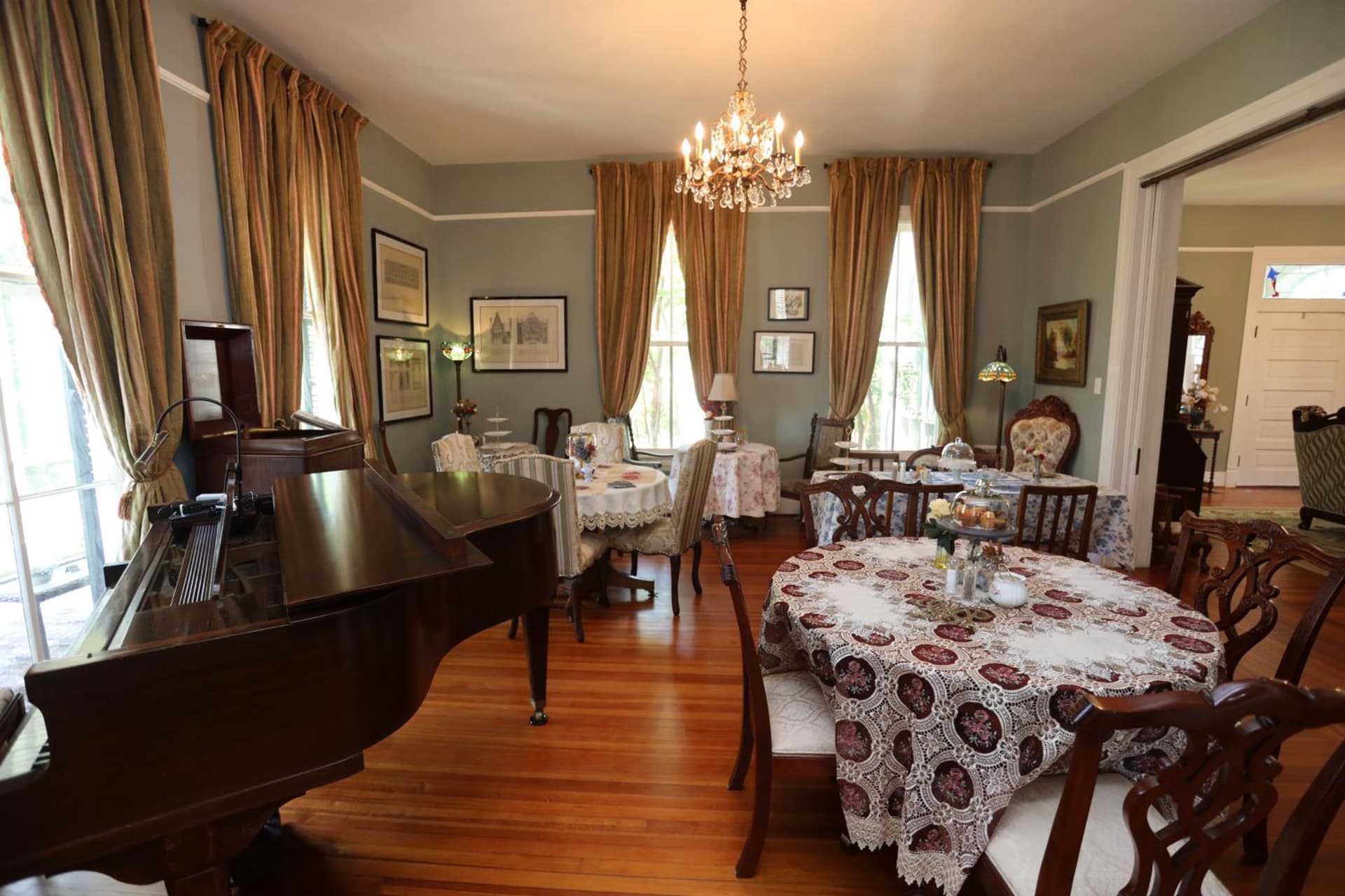 Virginia Point INN