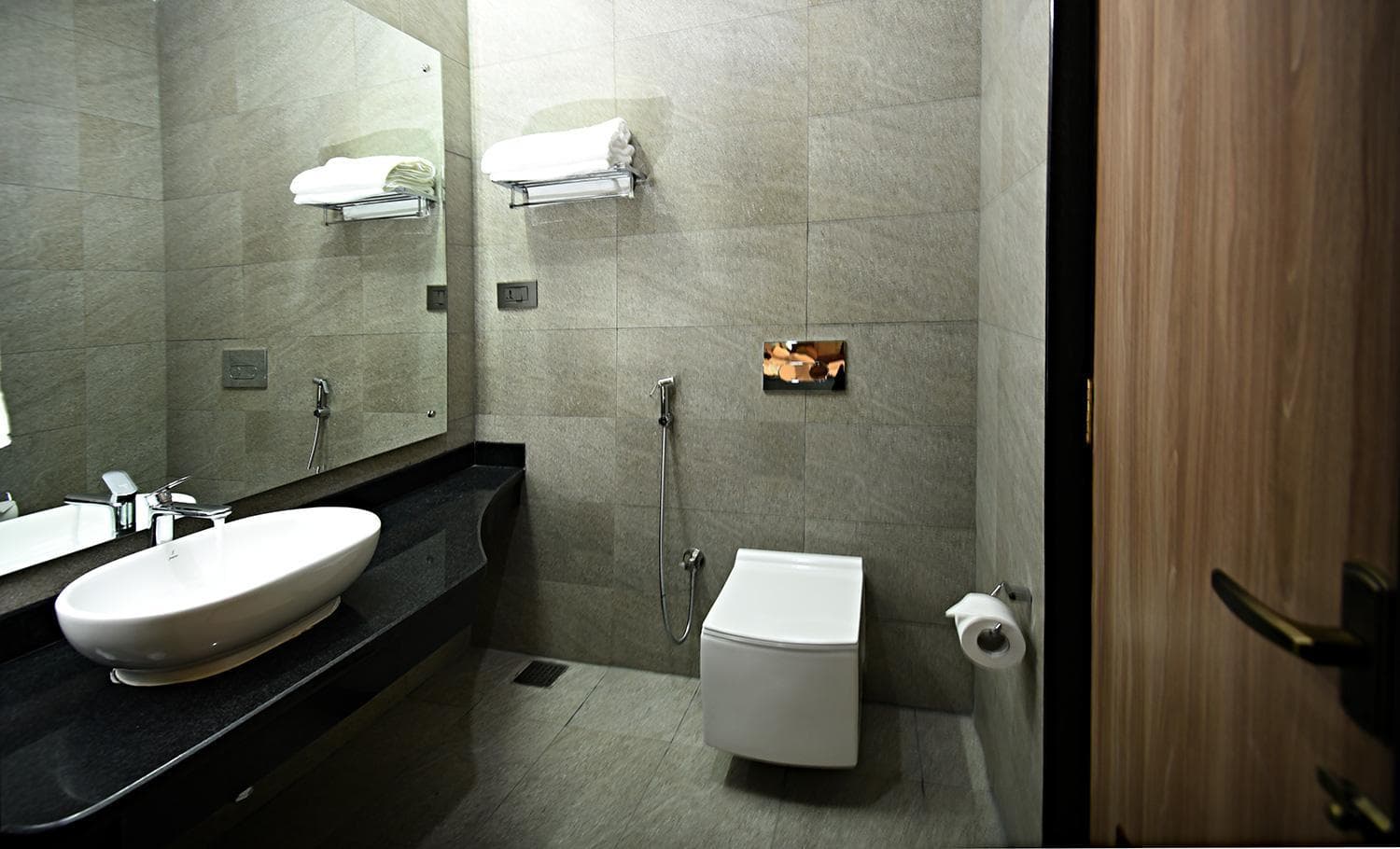 Everest Boutique Hotel - Your Heritage Home