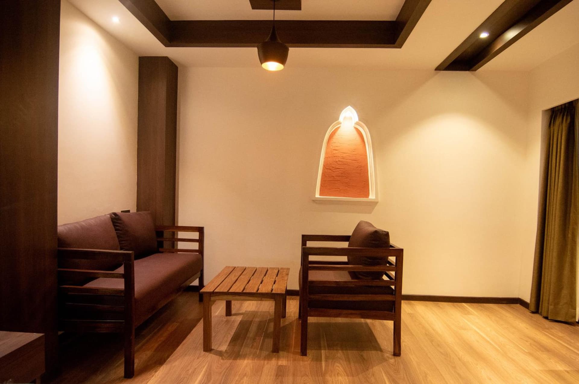 Everest Boutique Hotel - Your Heritage Home