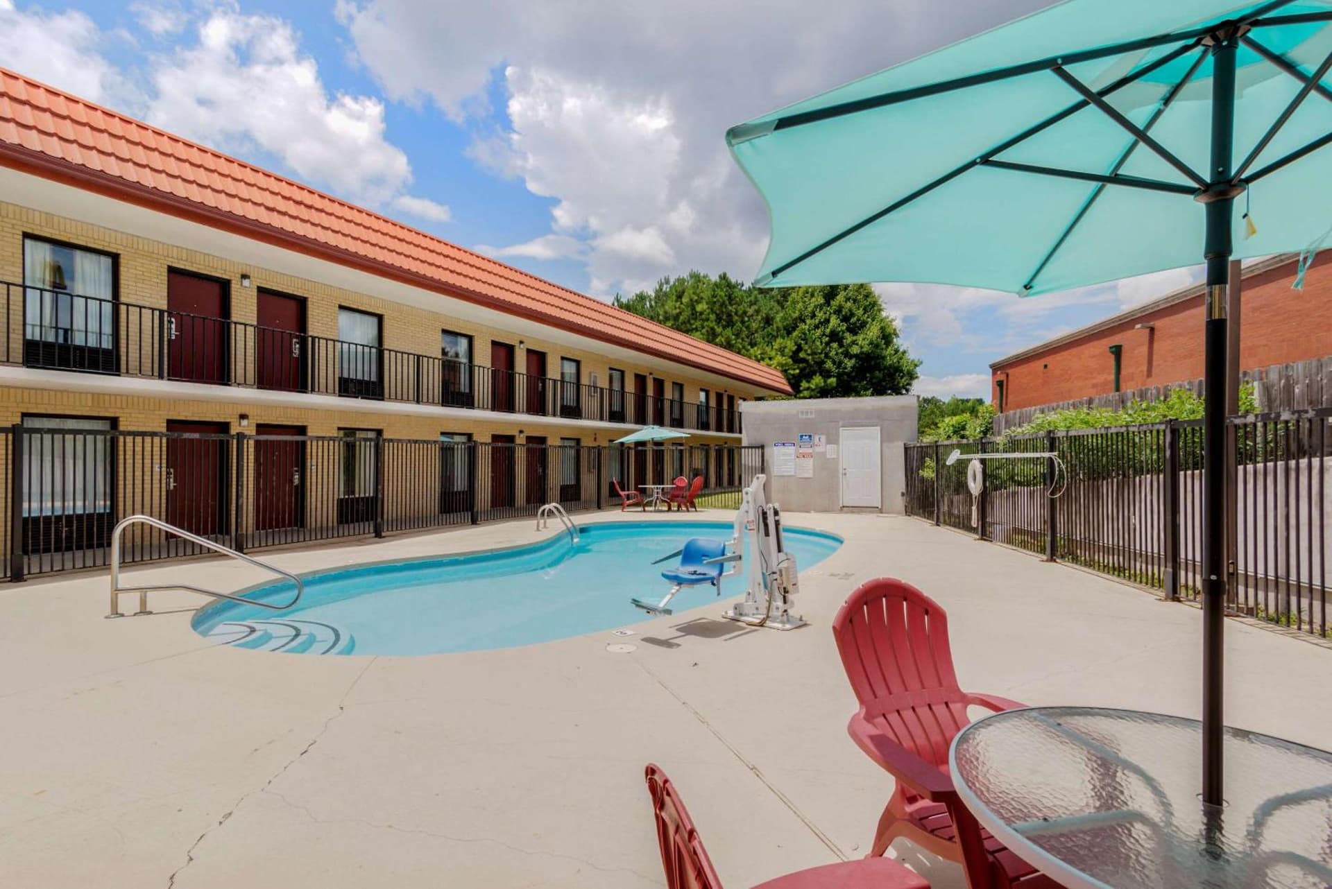 Quality Inn Acworth North