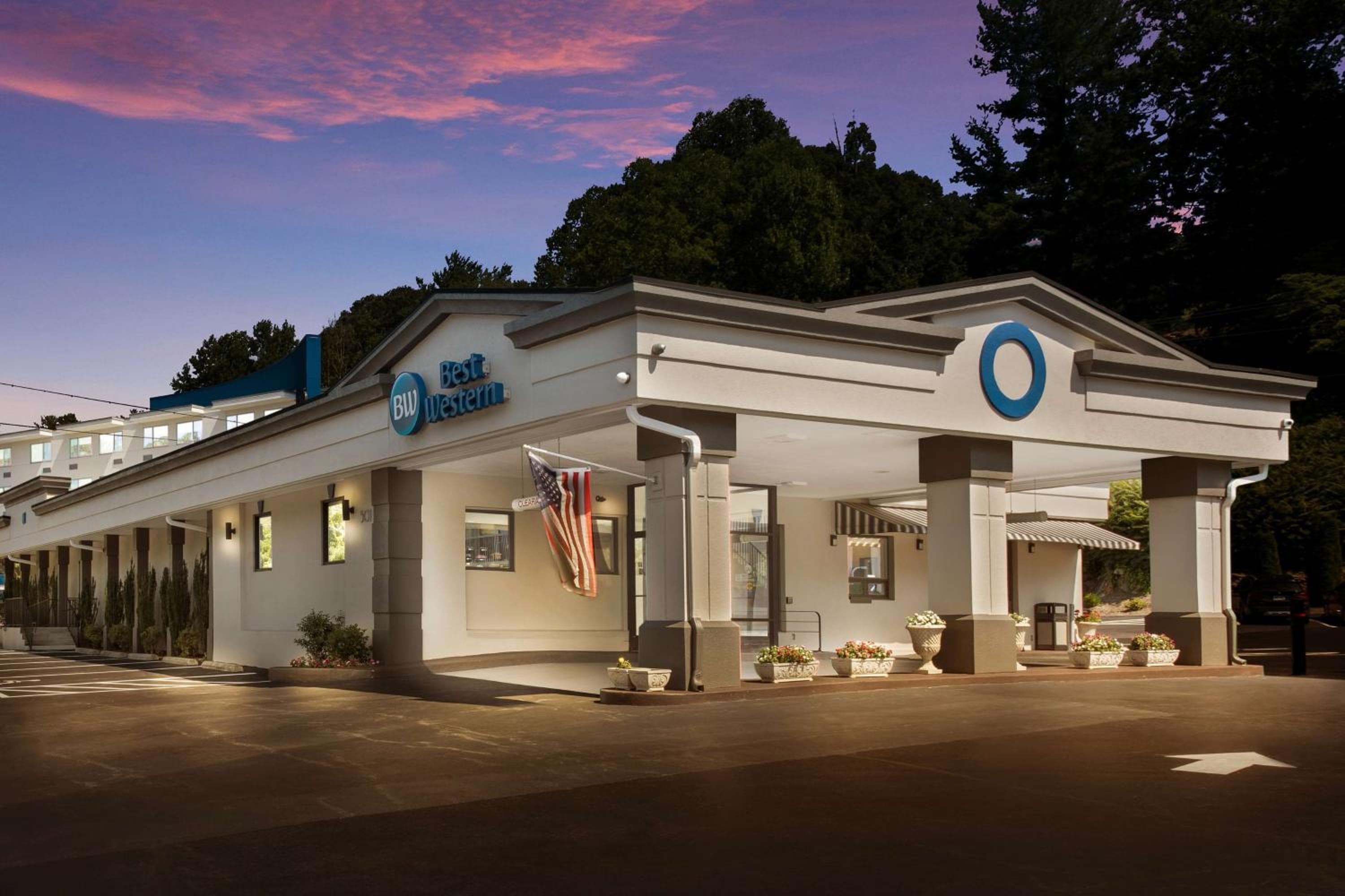 Best Western Asheville-Blue Ridge Parkway