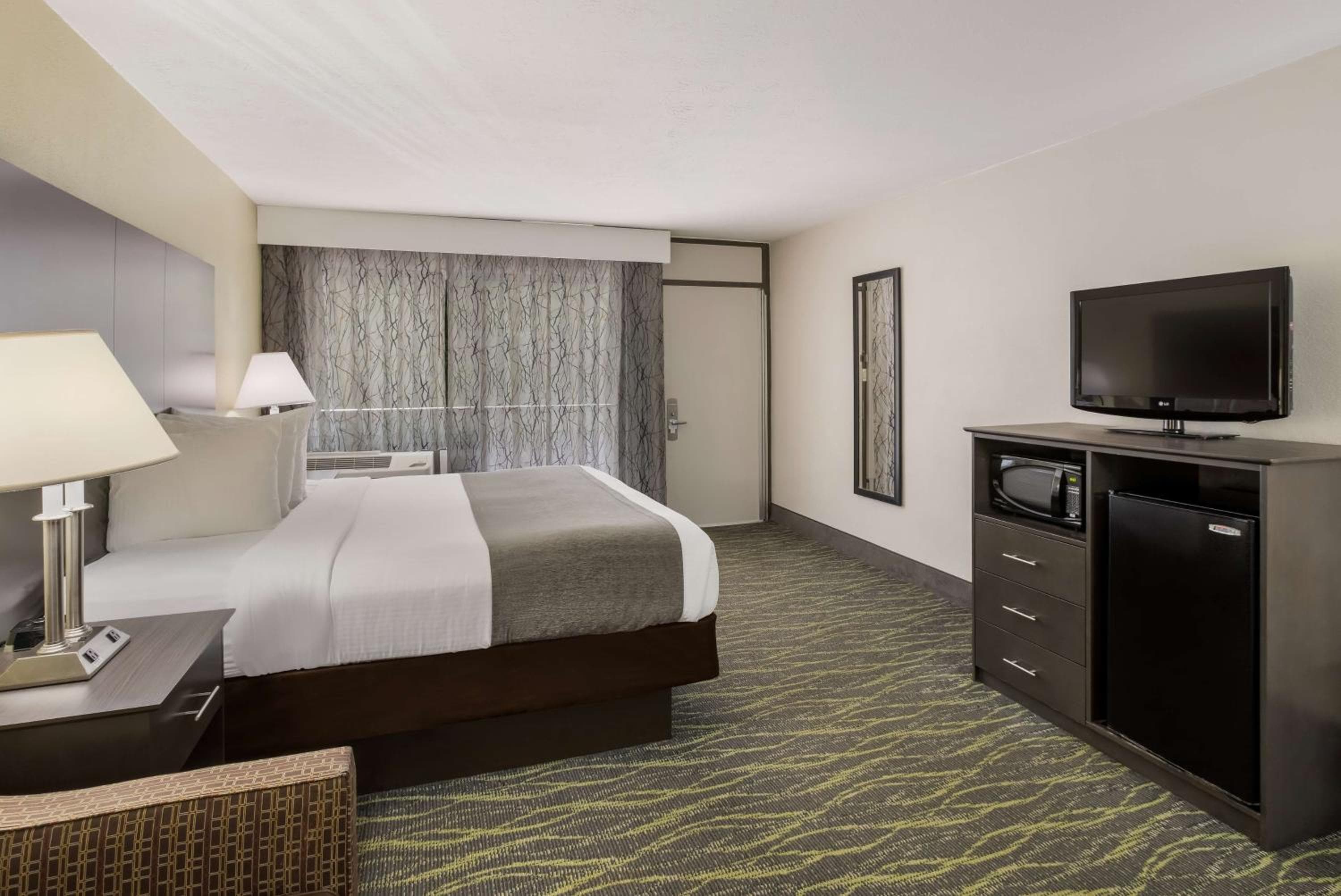 Best Western Asheville-Blue Ridge Parkway