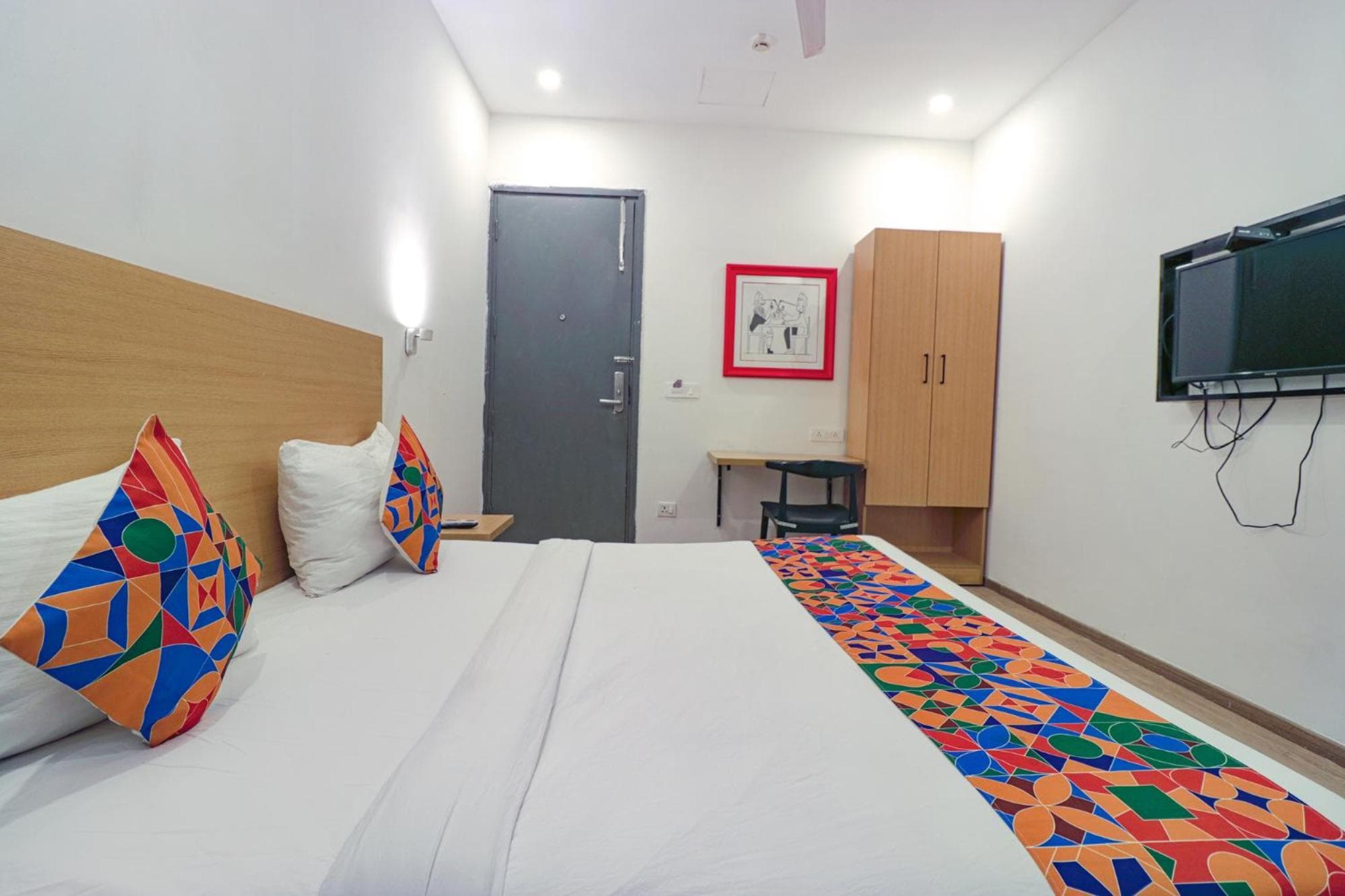 FabHotel Destiny Inn - Nr Medanta Hospital