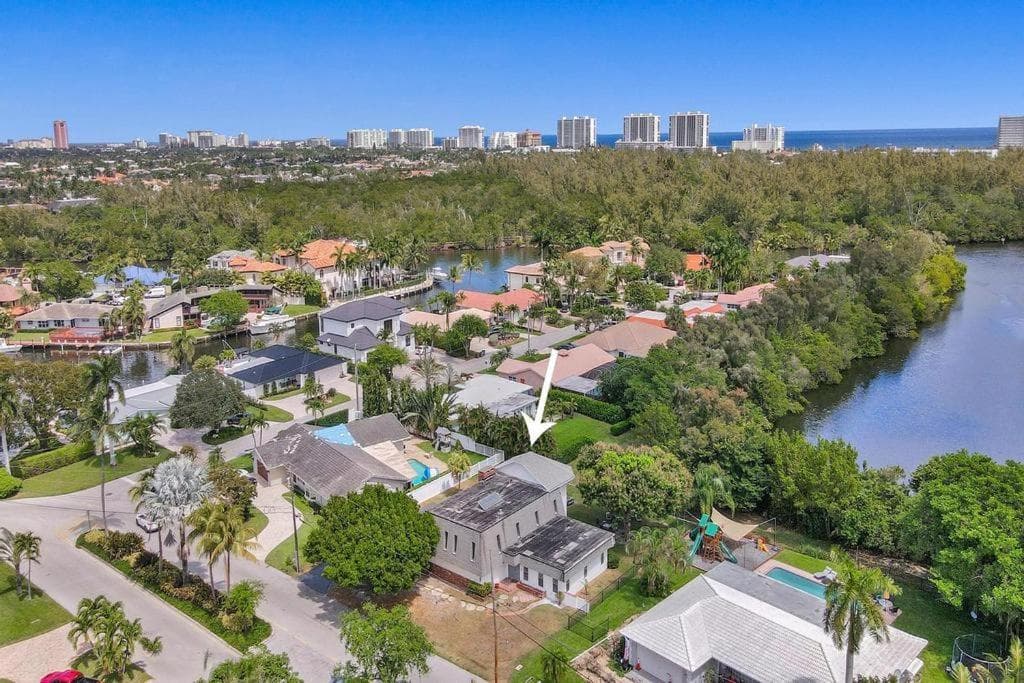 Amazing 7 Bedroom Game Room Jacuzzi Walk To Beach
