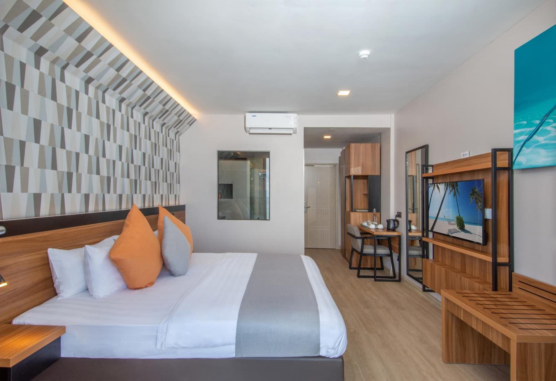 Triton Prestige Seaview and Spa