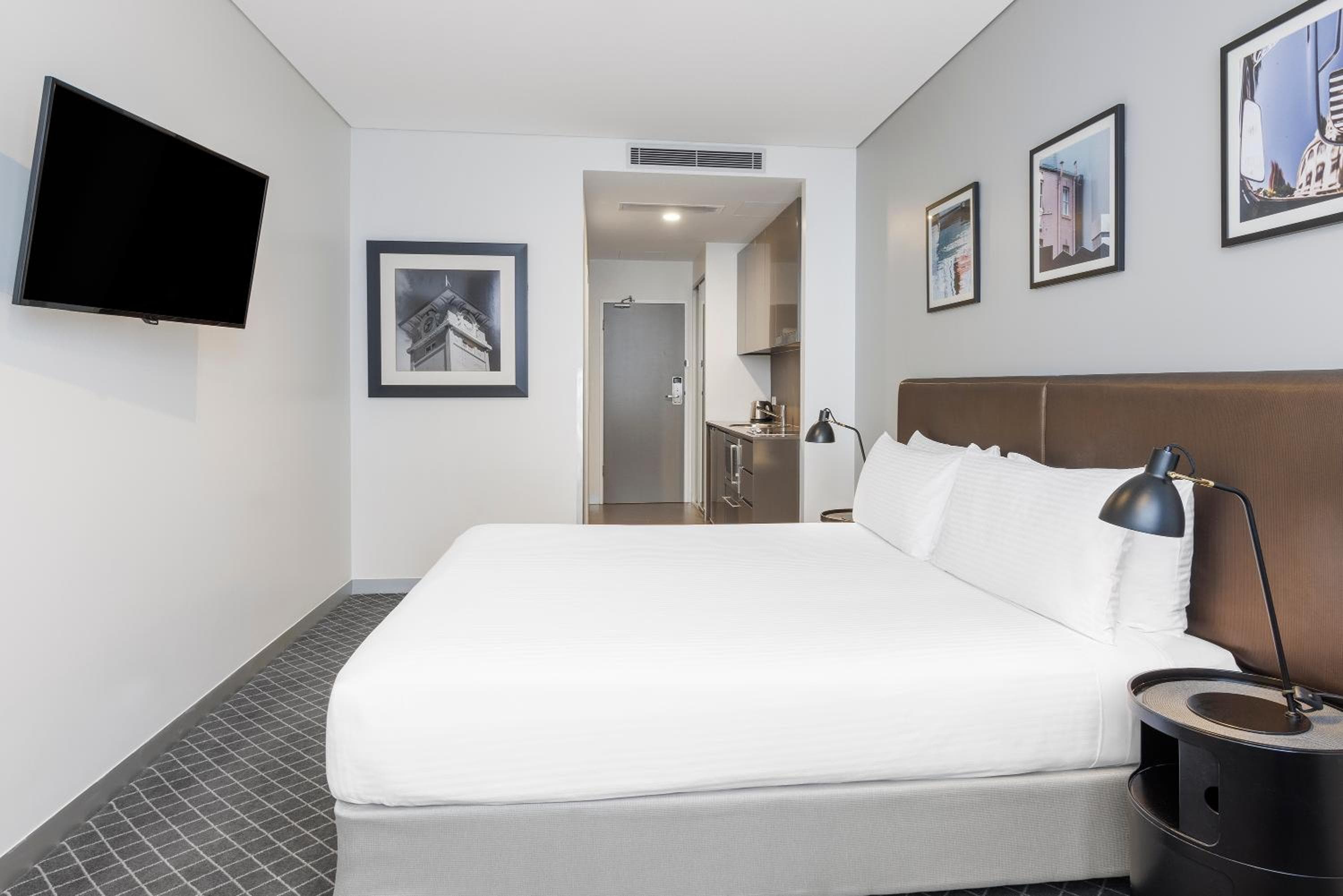 Holiday Inn & Suites Sydney Bondi Junction by IHG