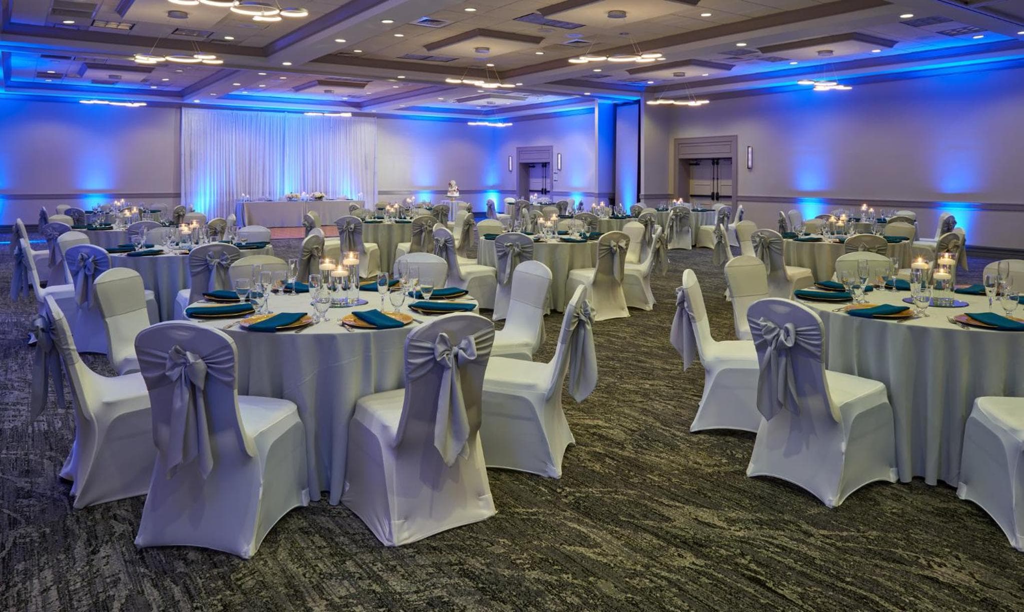 Crowne Plaza Melbourne-Oceanfront by IHG