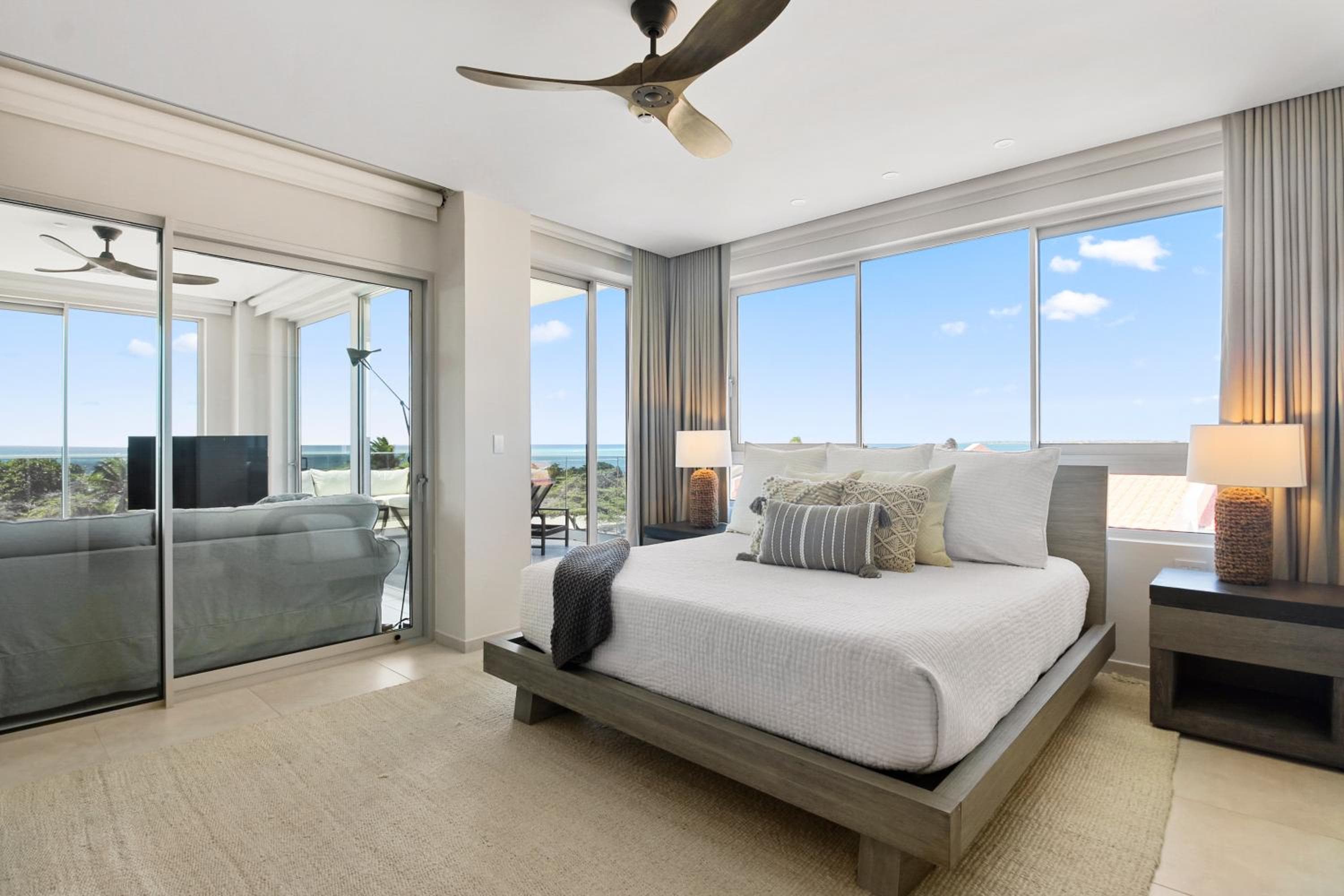 O Condominium Beachfront Residences, by Bocobay Aruba