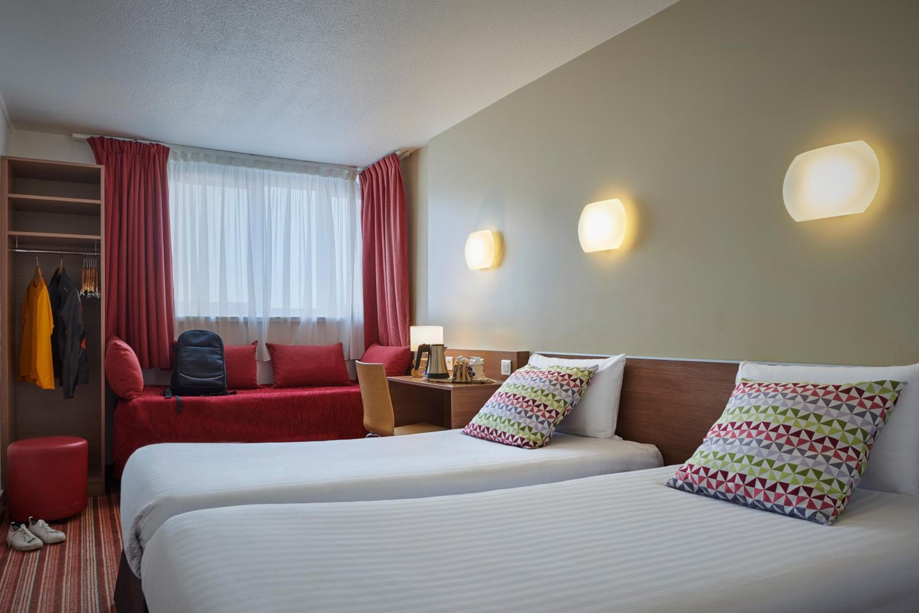 CAMPANILE PARIS 12 - Bercy Village