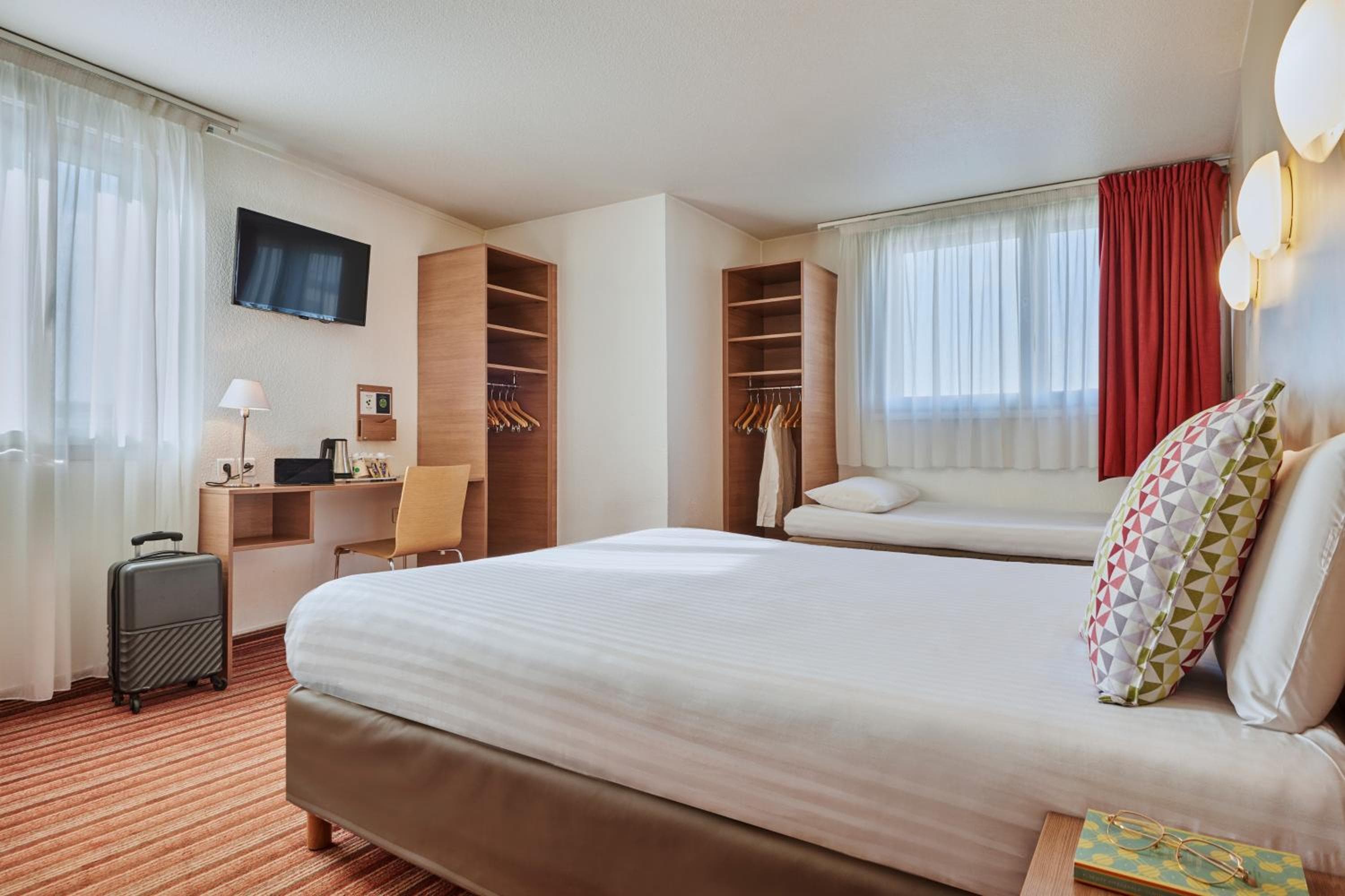 CAMPANILE PARIS 12 - Bercy Village