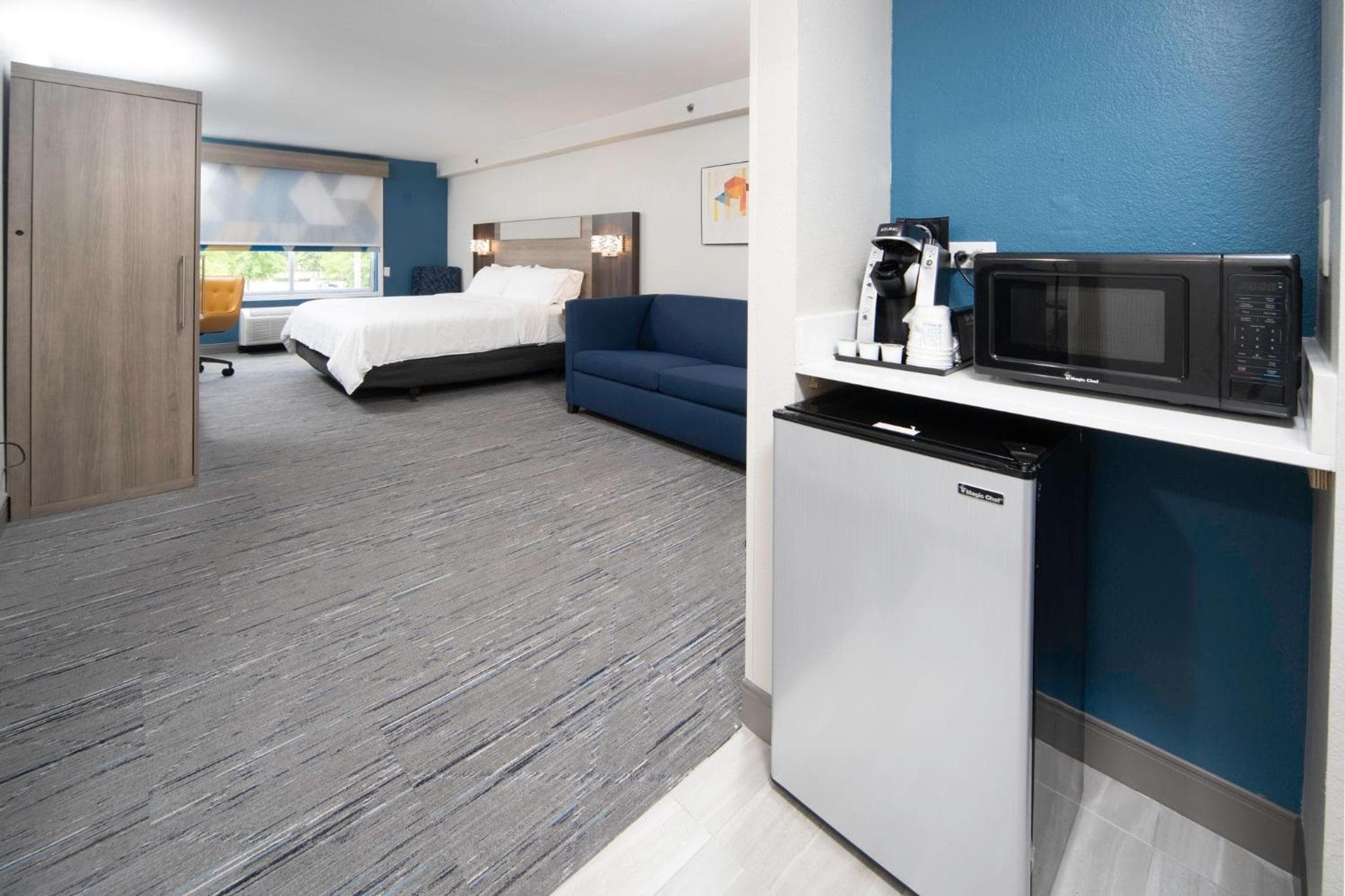Holiday Inn Express and Suites Atlanta-Johns Creek by IHG
