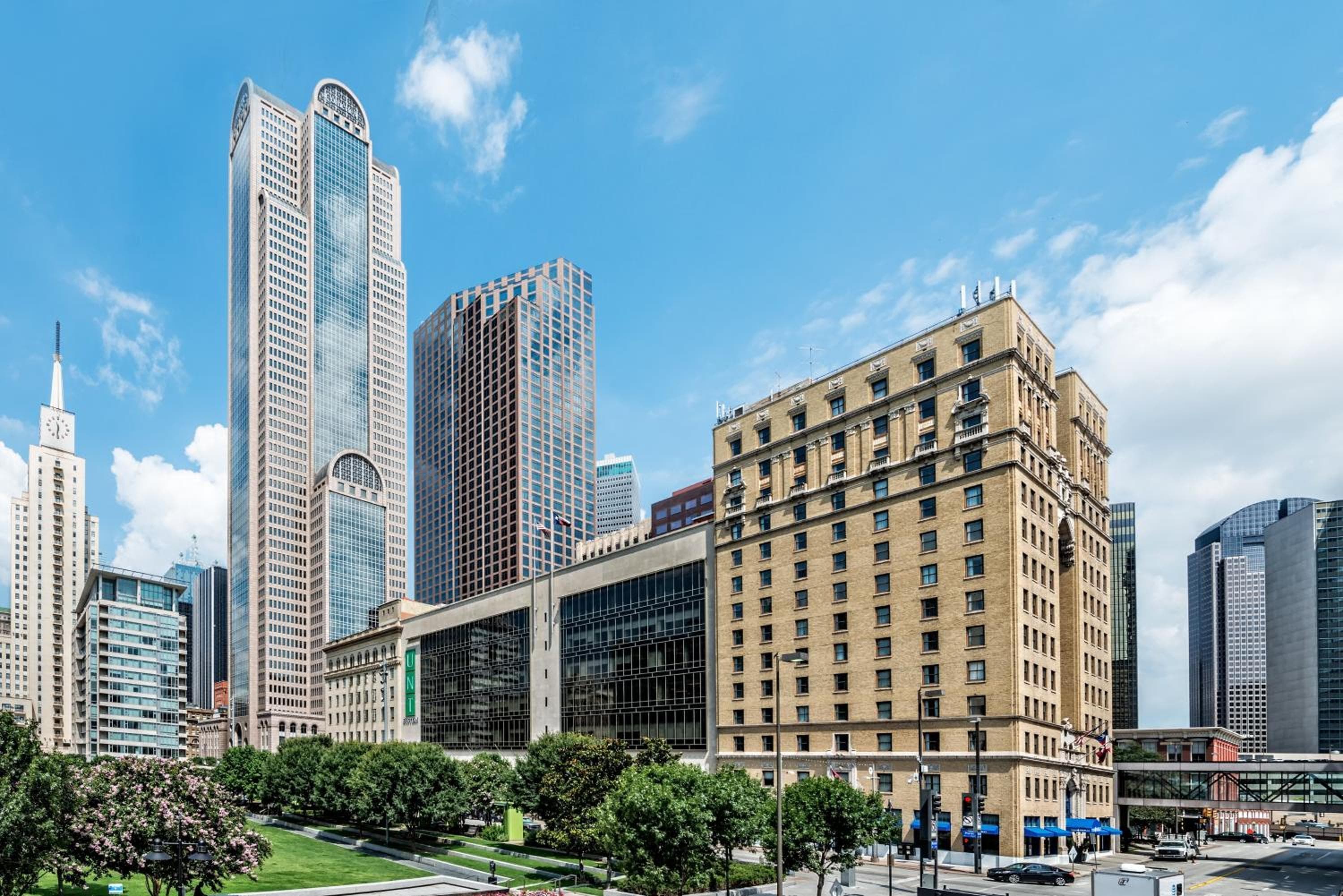 Hotel Indigo Dallas Downtown by IHG