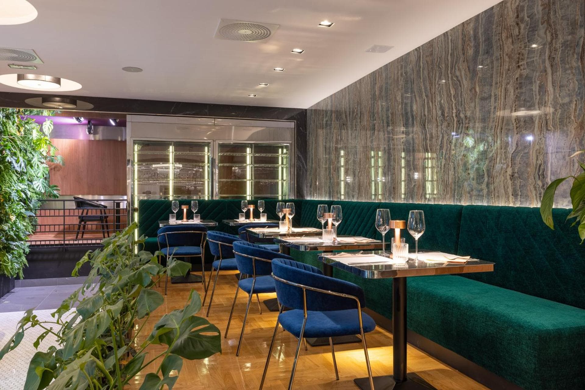 dining