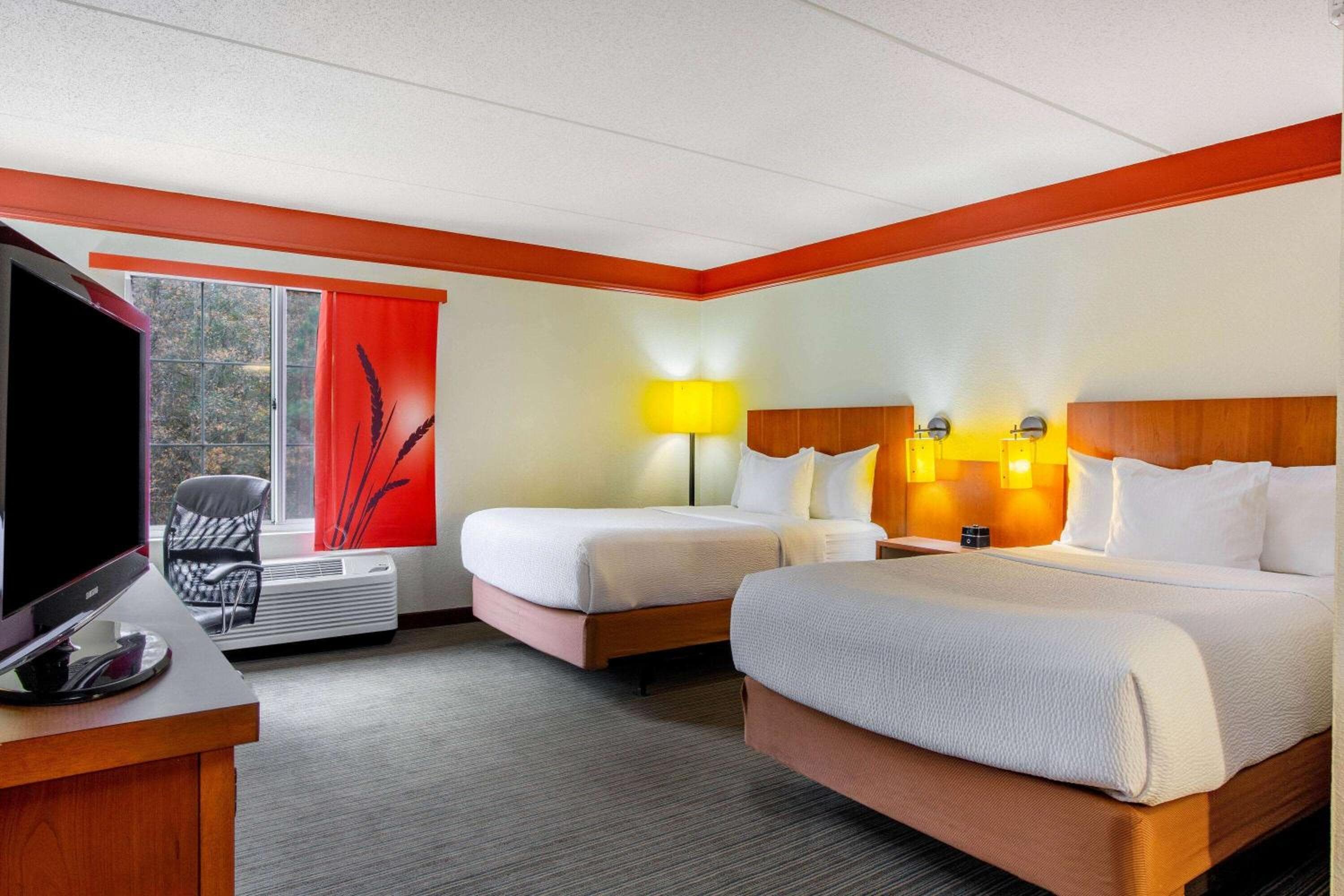 La Quinta by Wyndham Raleigh Crabtree
