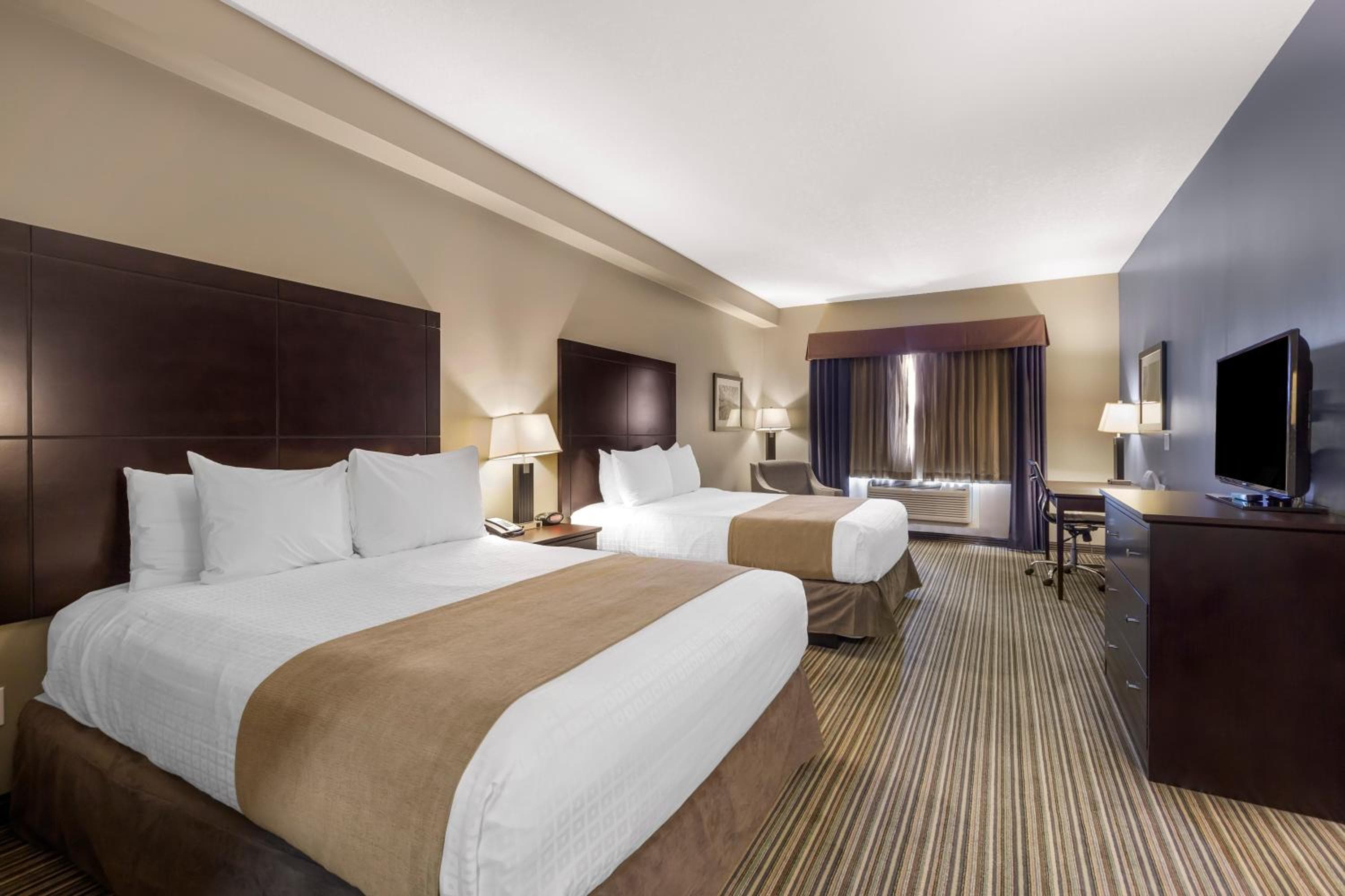 Best Western PLUS Fort Saskatchewan Inn & Suites