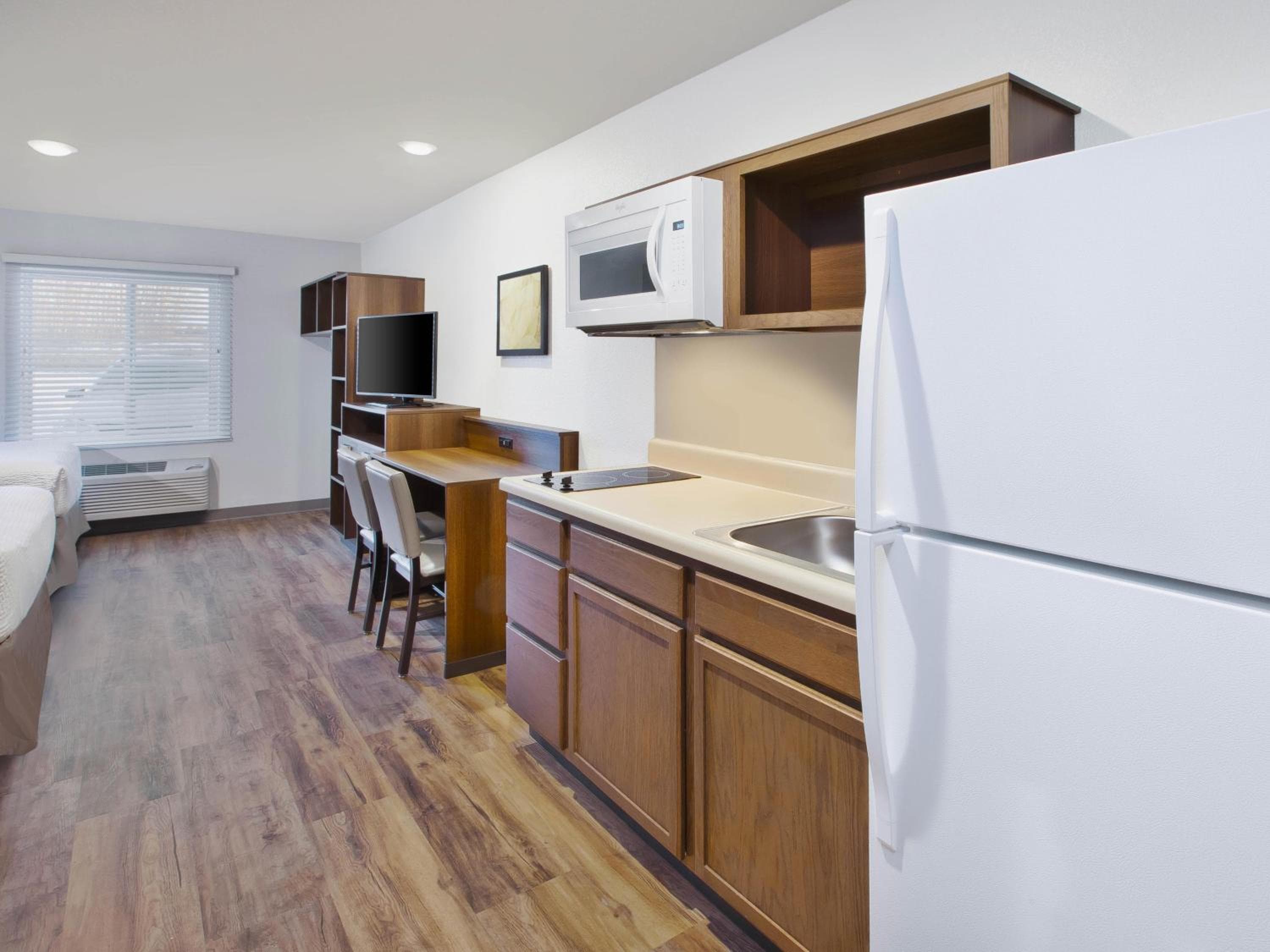 Extended Stay America Suites - Detroit - Rochester Hills