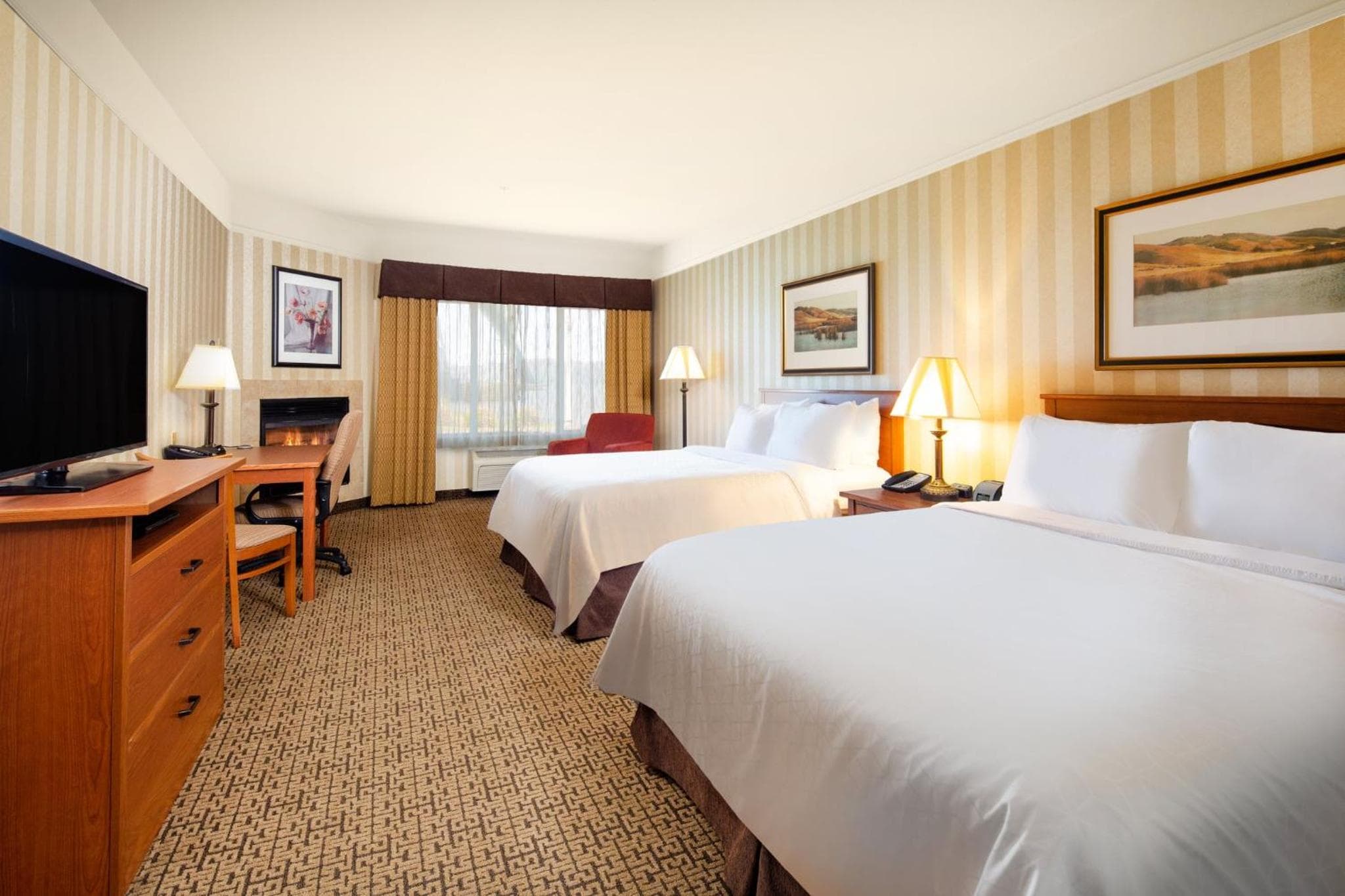 Holiday Inn Express Hotel & Suites Astoria by IHG