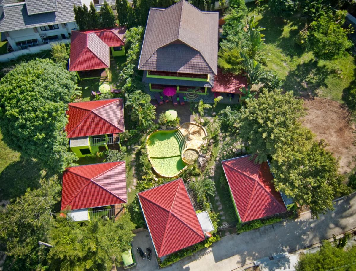 Jade cottages