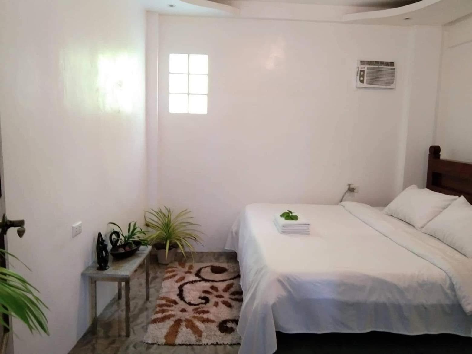 CHIEF'S VILLA Rentals Malapascua Island