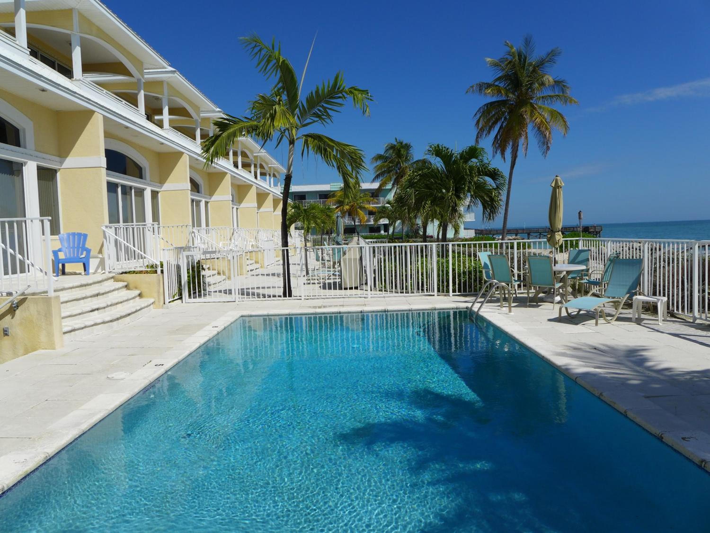 Glunz Ocean Beach Hotel and Resort