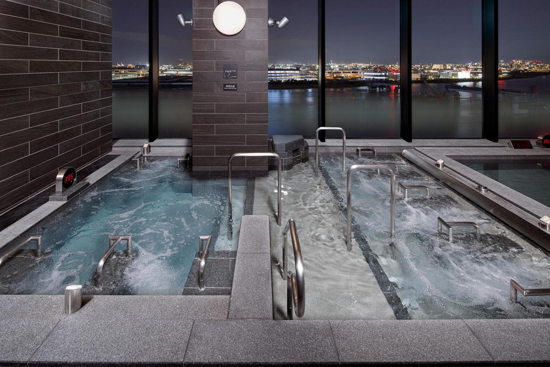 Villa Fontaine Premier Haneda Airport - Directly connected to Haneda Airport Terminal 3