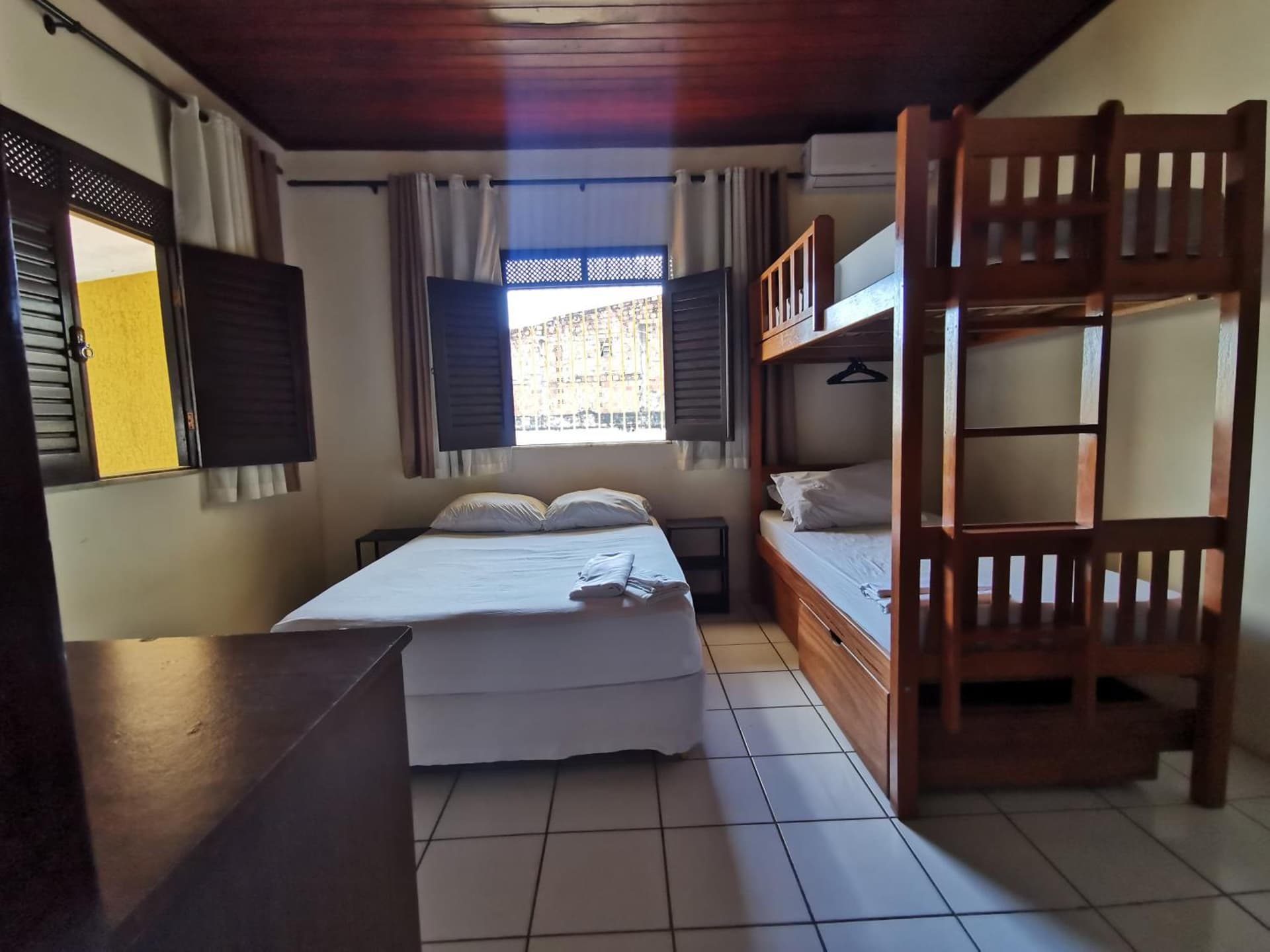Sos Hostel