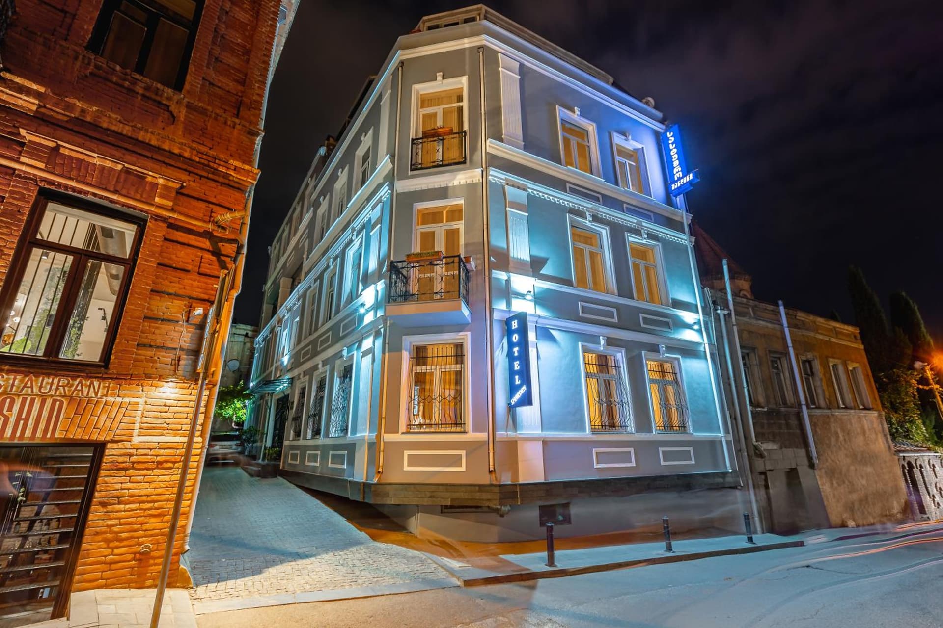 Sharden Hotel