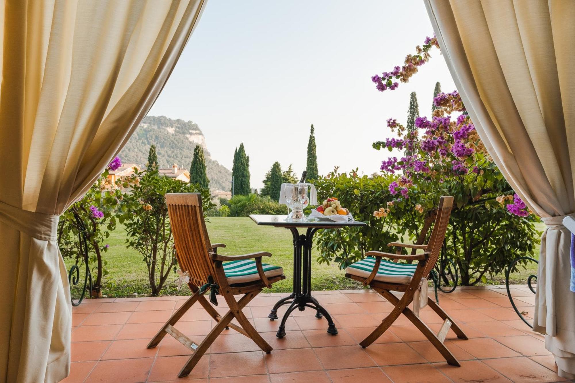 Villa Madrina Lovely and Dynamic Hotel