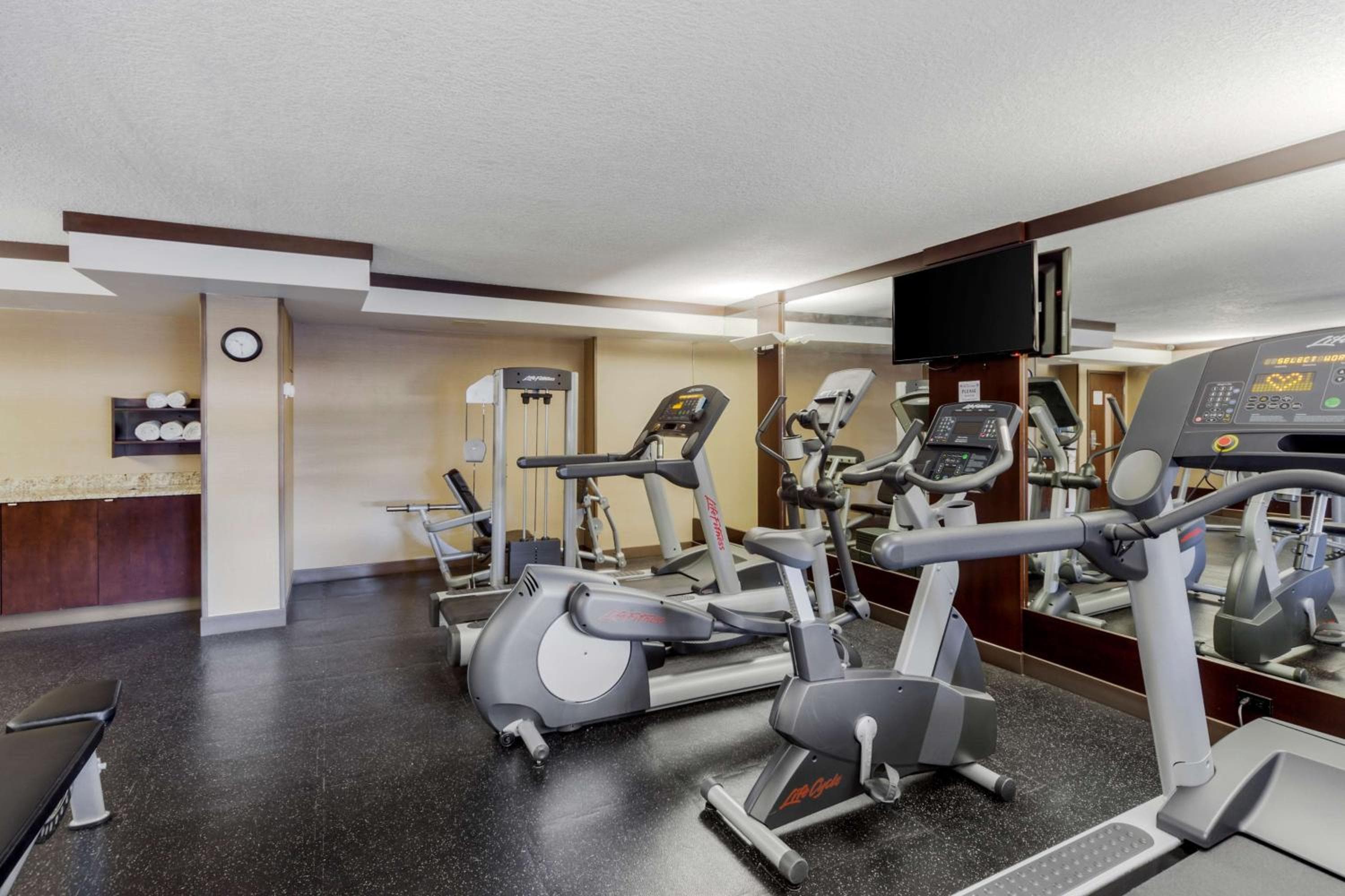 Best Western Plus Edmonton Airport Hotel