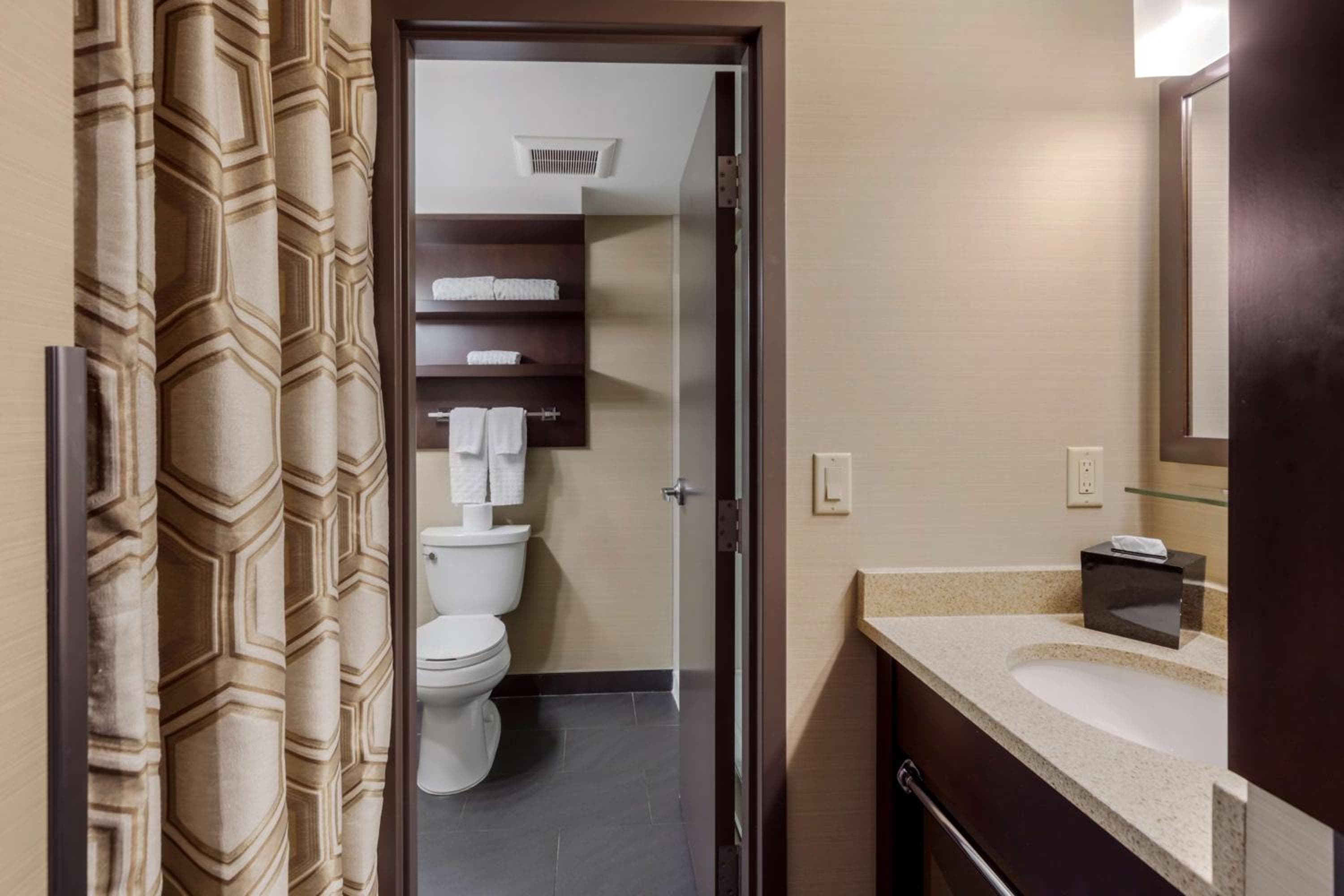 Best Western Plus Edmonton Airport Hotel