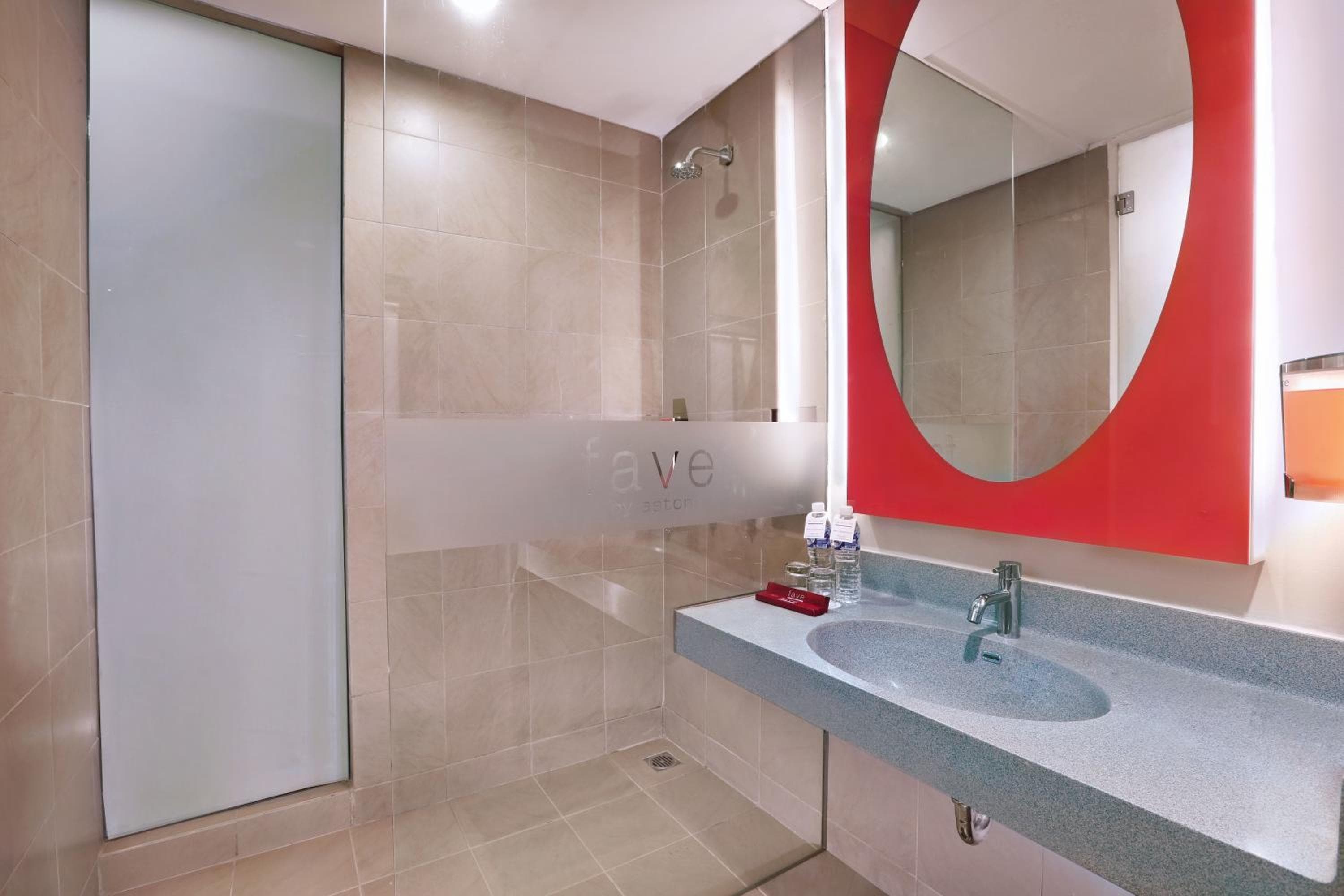 Fave Plus Hotel Palembang