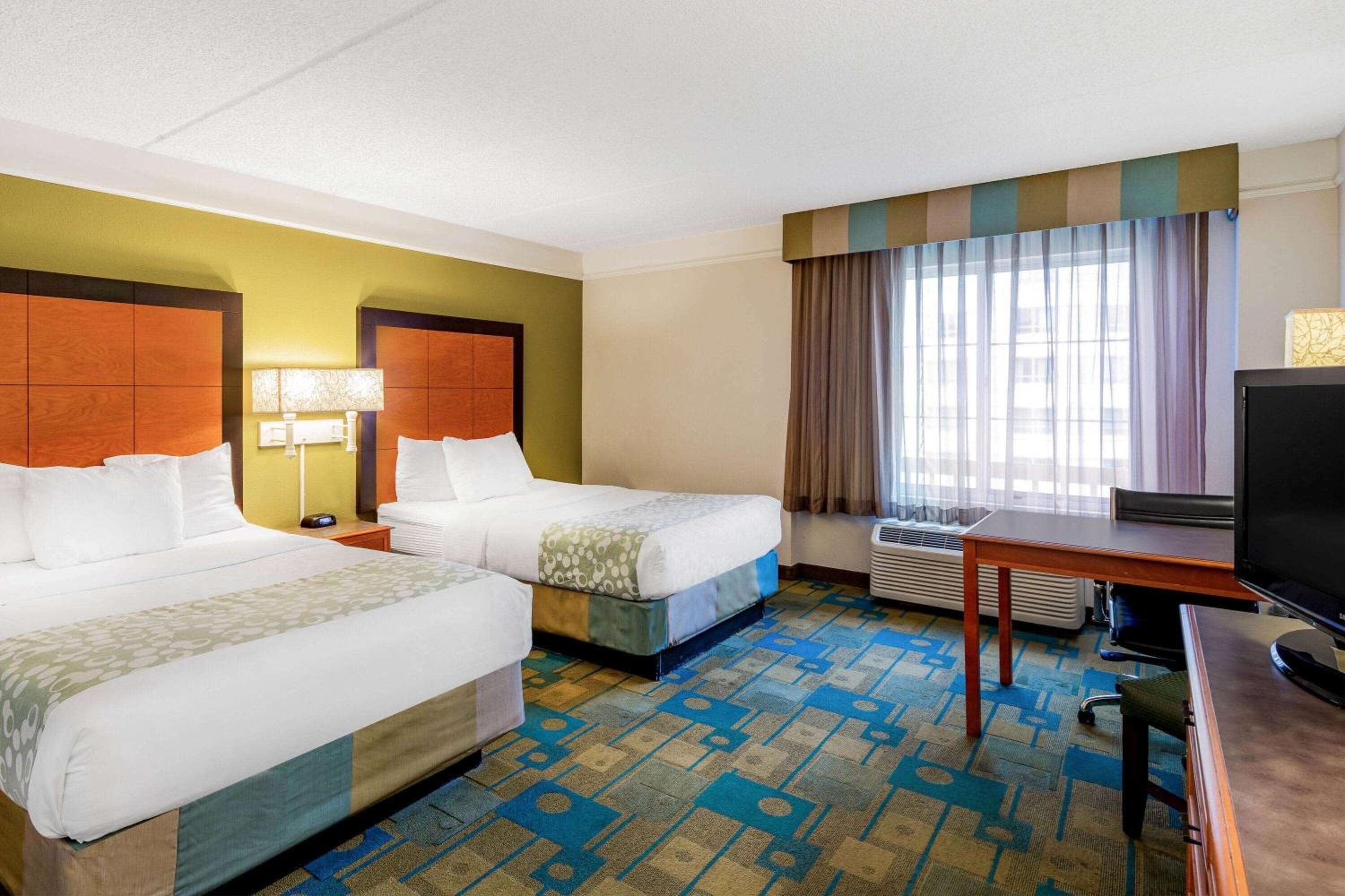 La Quinta Inn & Suites by Wyndham Fremont Silicon Valley