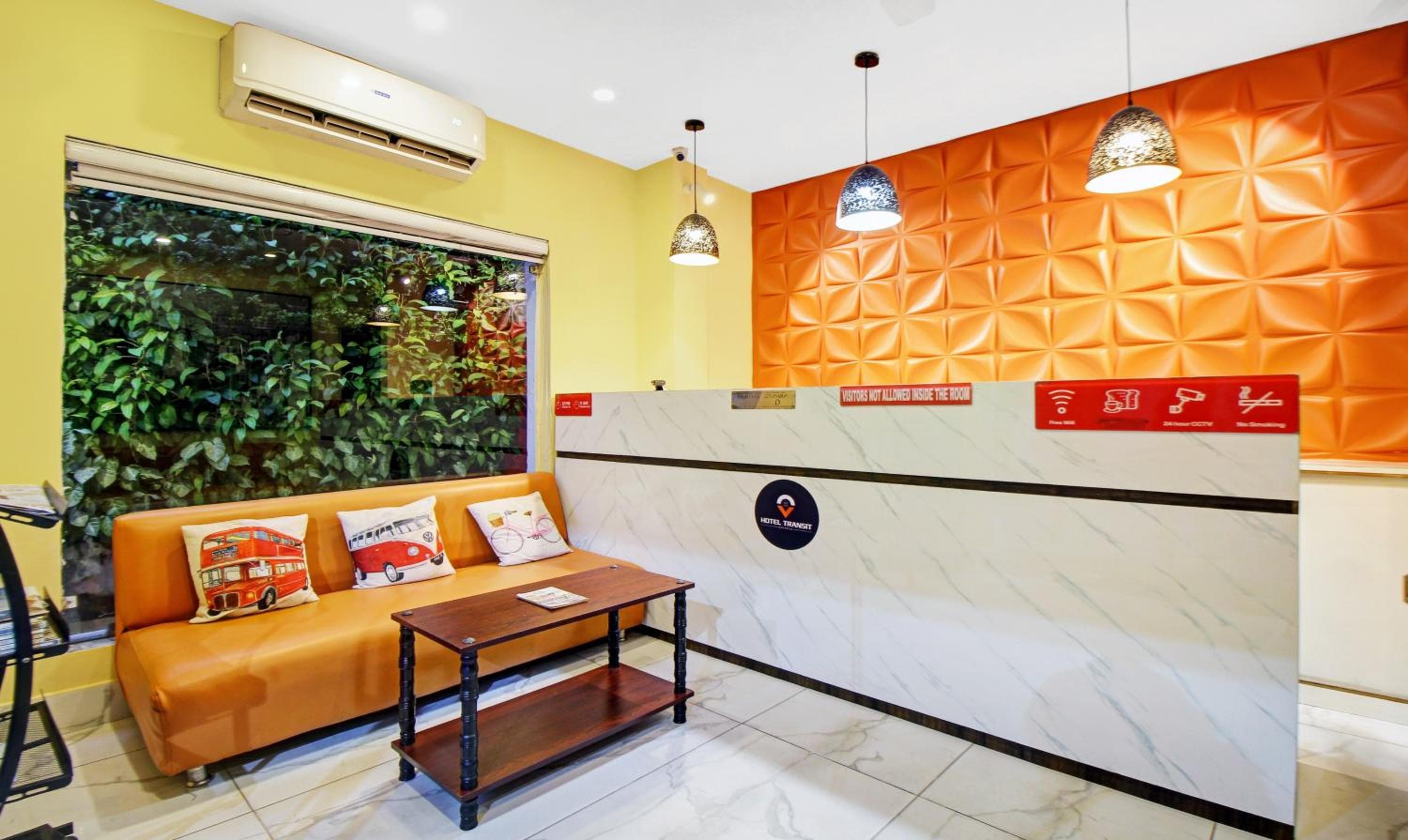 Itsy Hotels Transit Express Near Sealdah Station