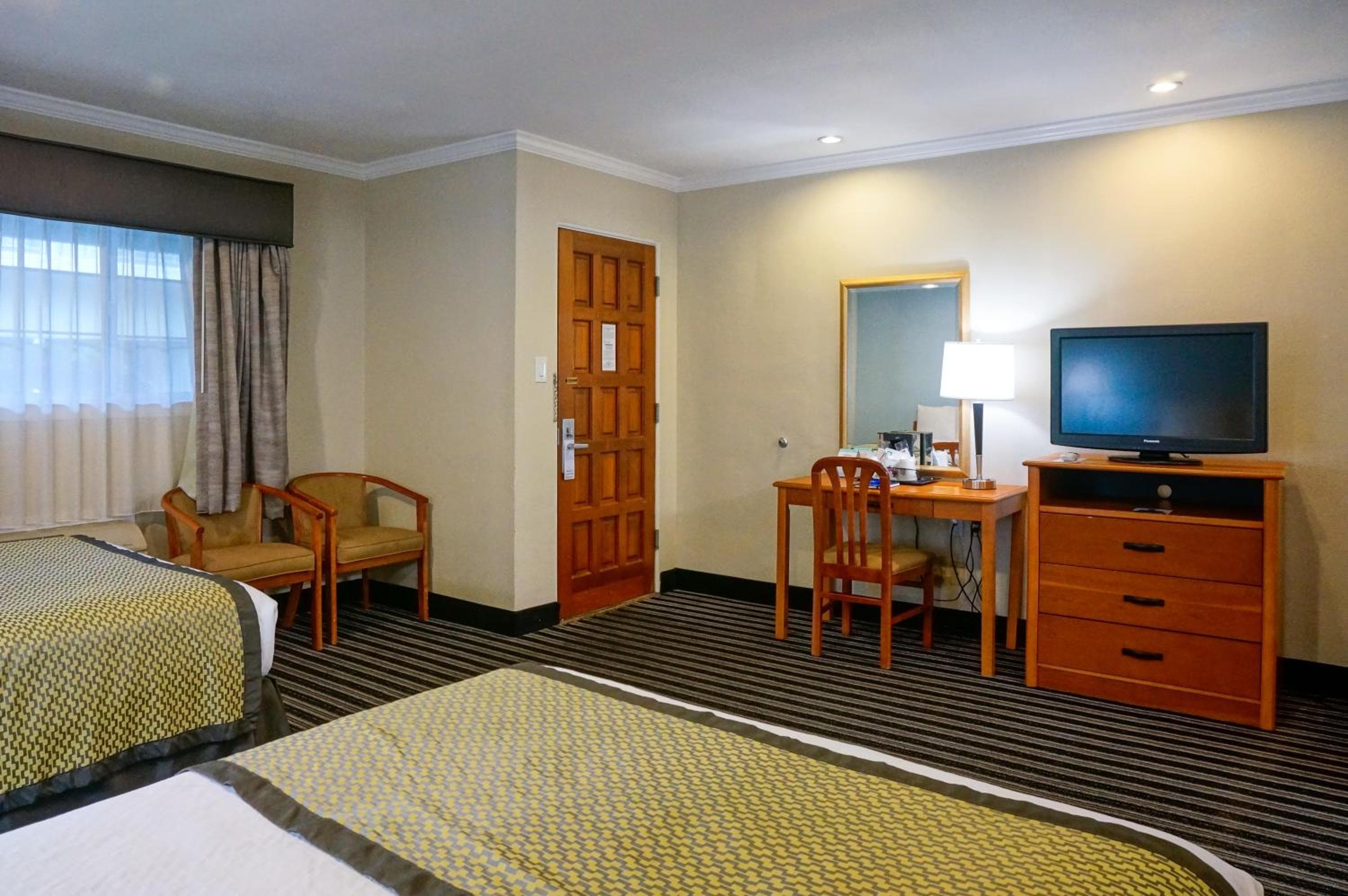Hotel Parmani Near Stanford University