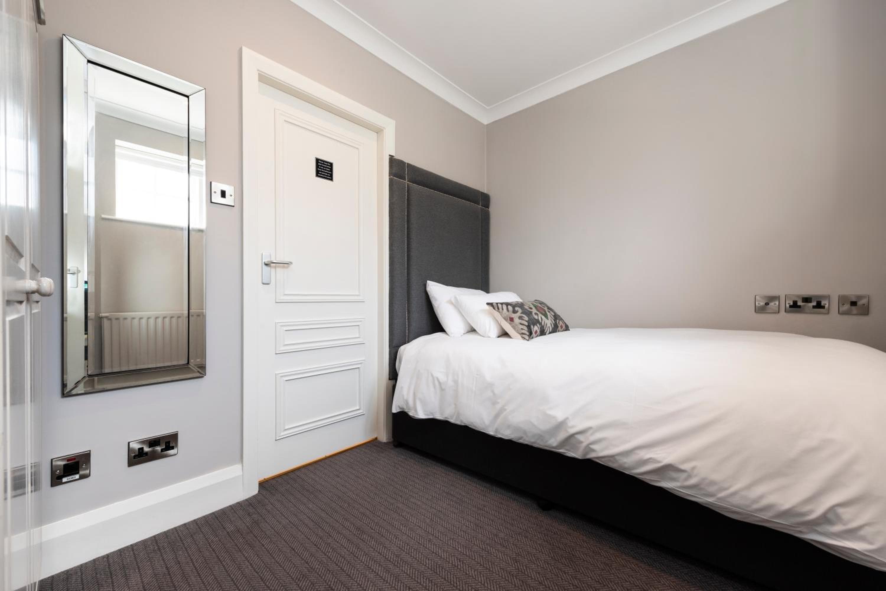 Statham Lodge Hotel