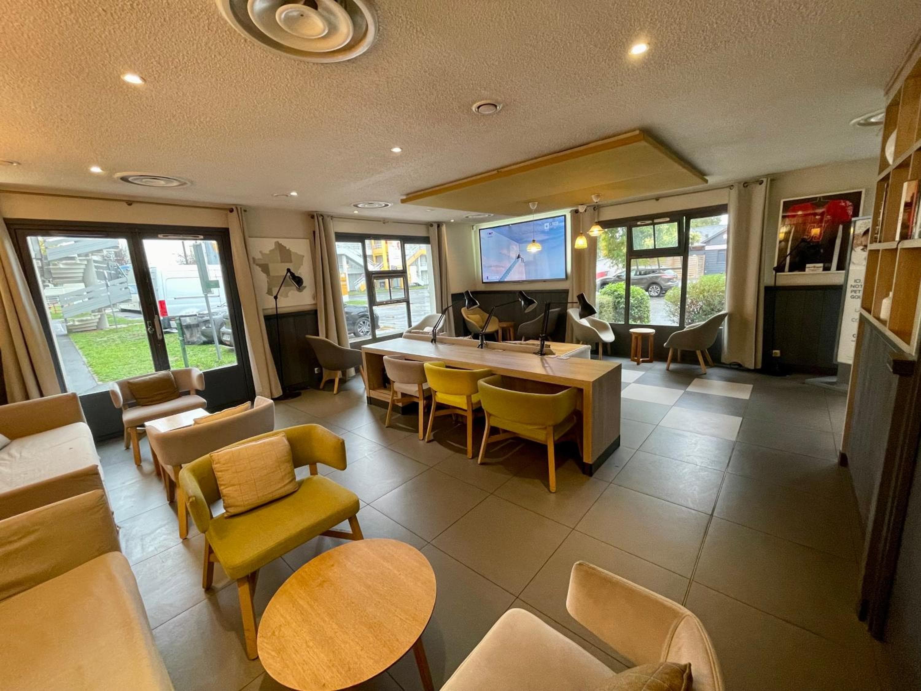 lounge