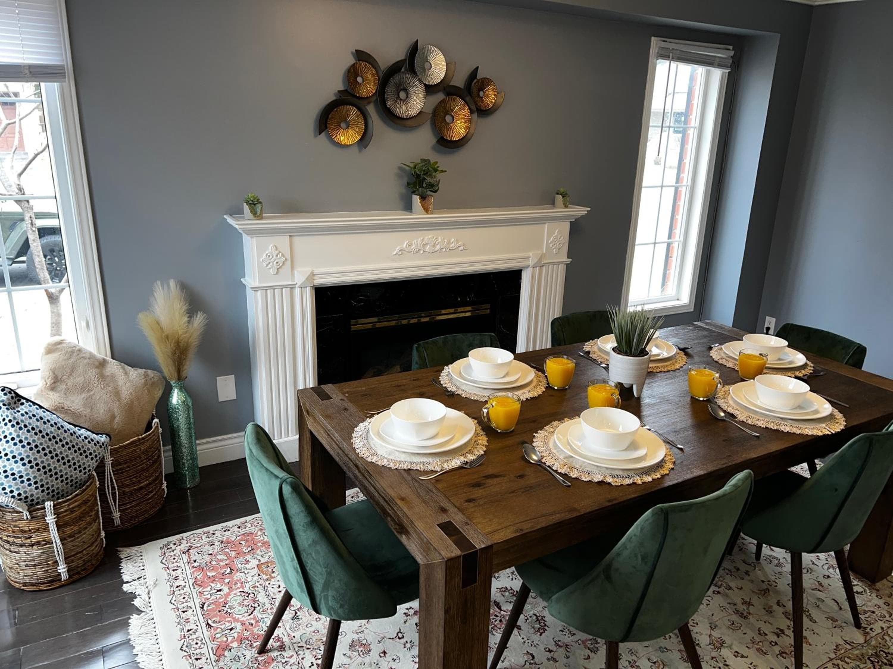 dining