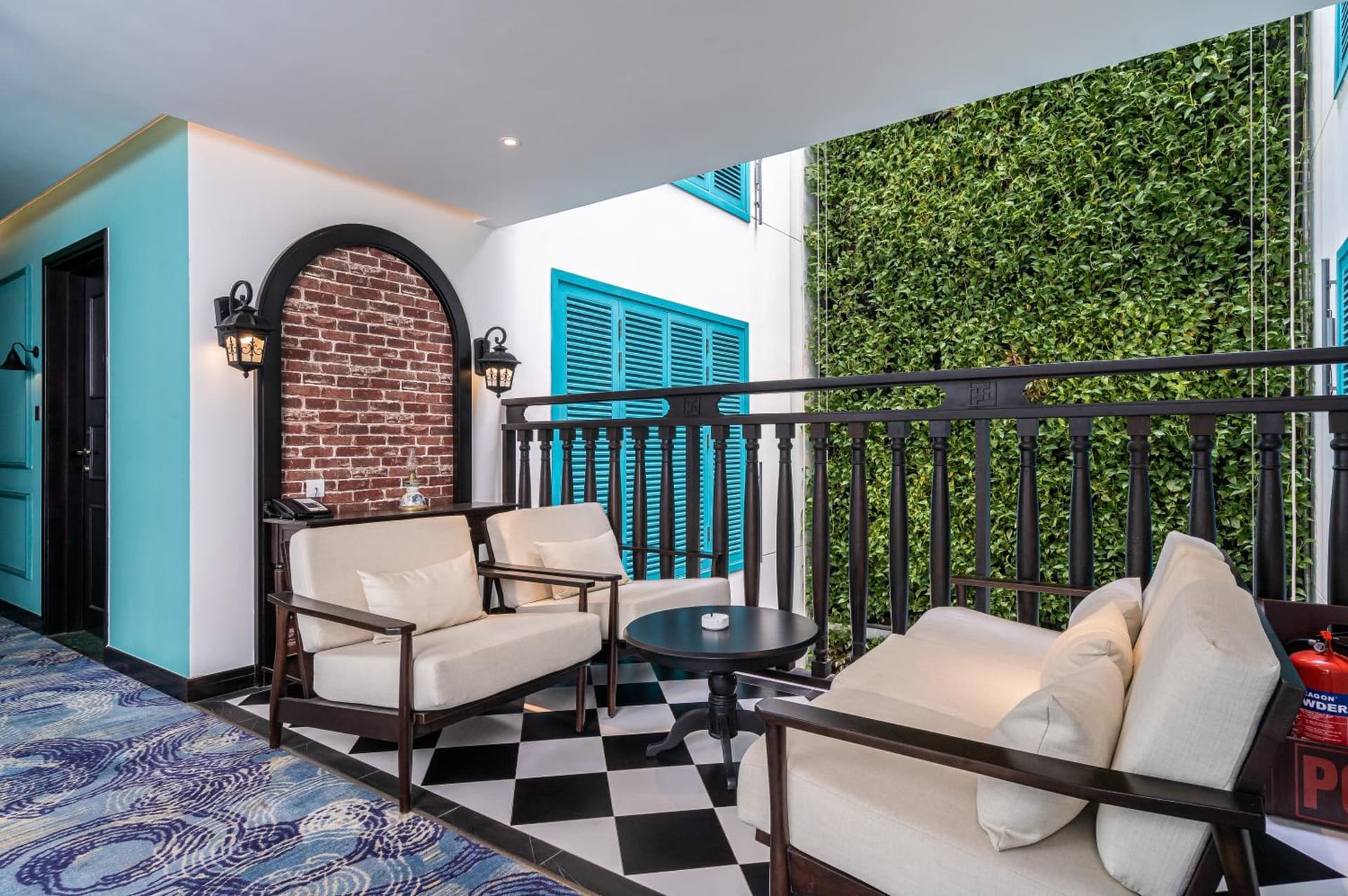 Potique Hotel