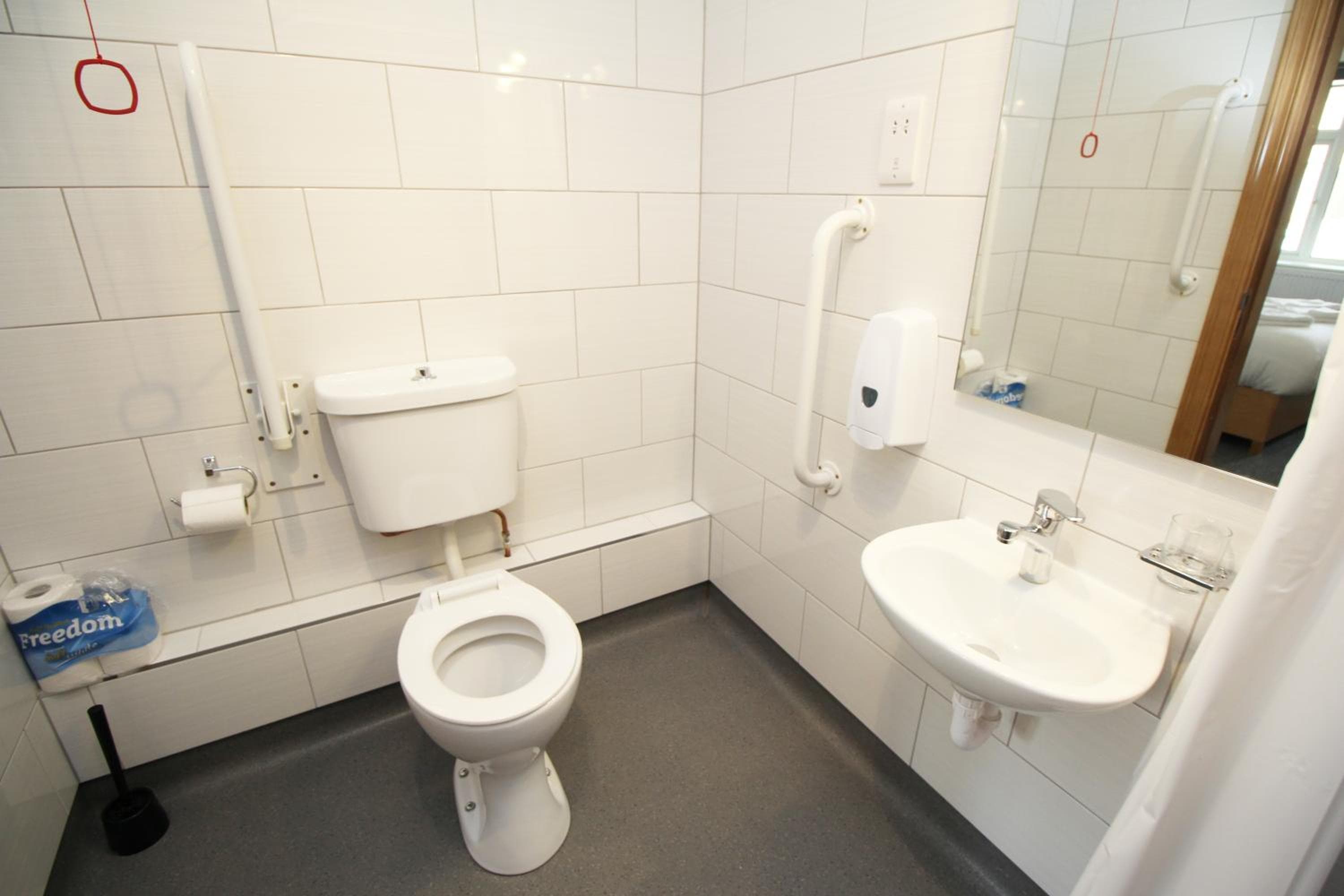 Flexistay Aparthotel Sutton