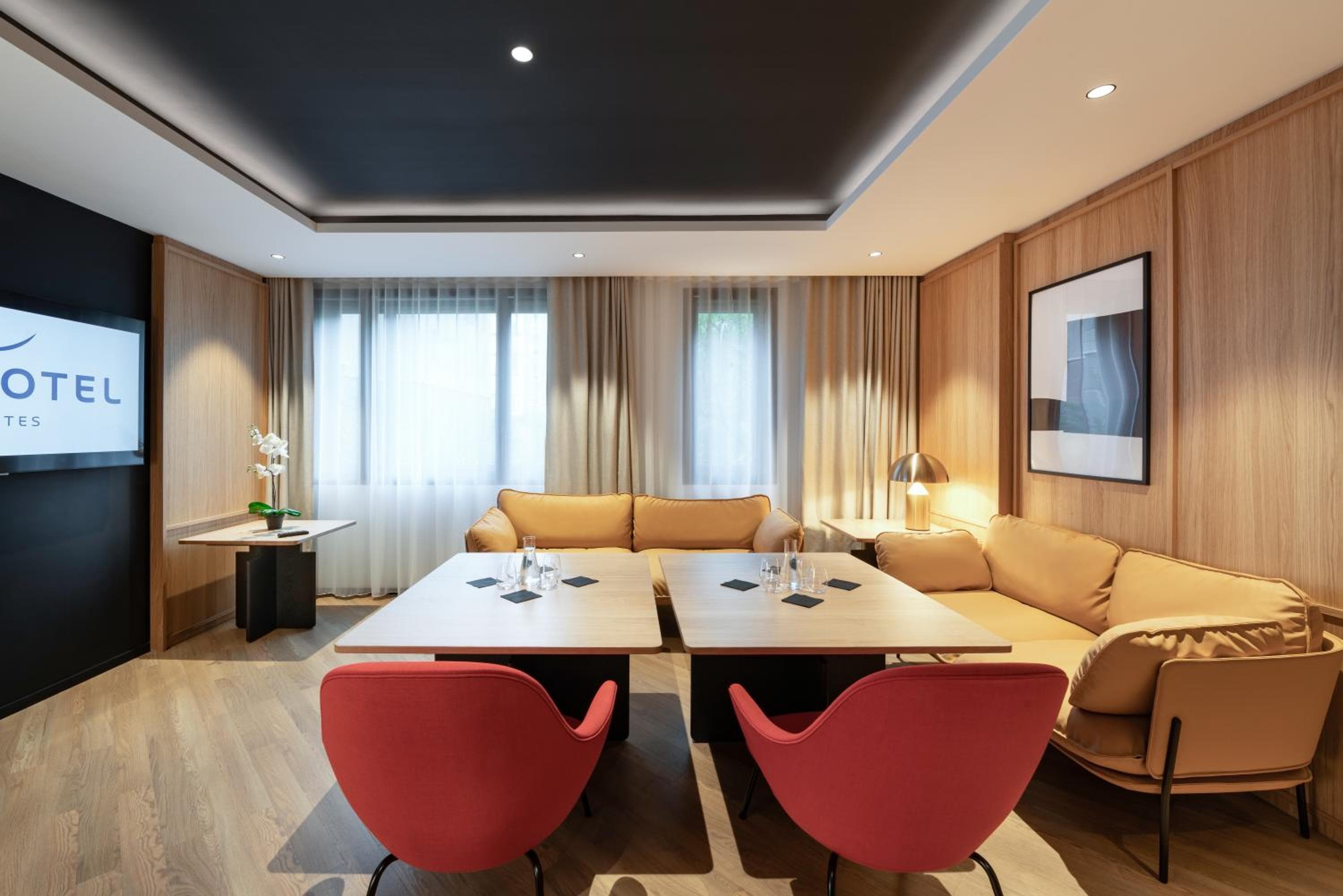 Novotel Suites Paris CDG Airport Villepinte