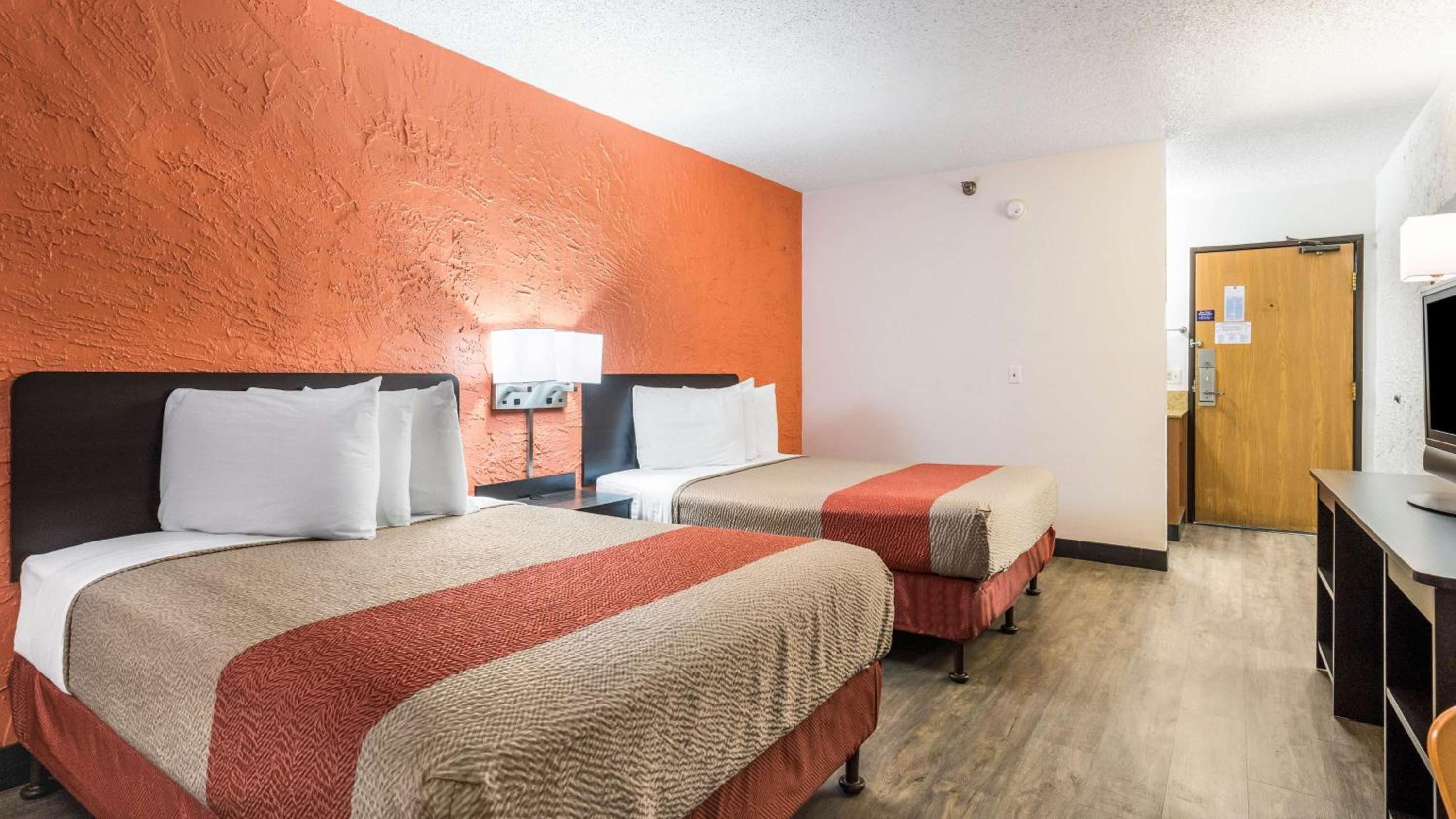 Motel 6-Elk Grove Village, IL