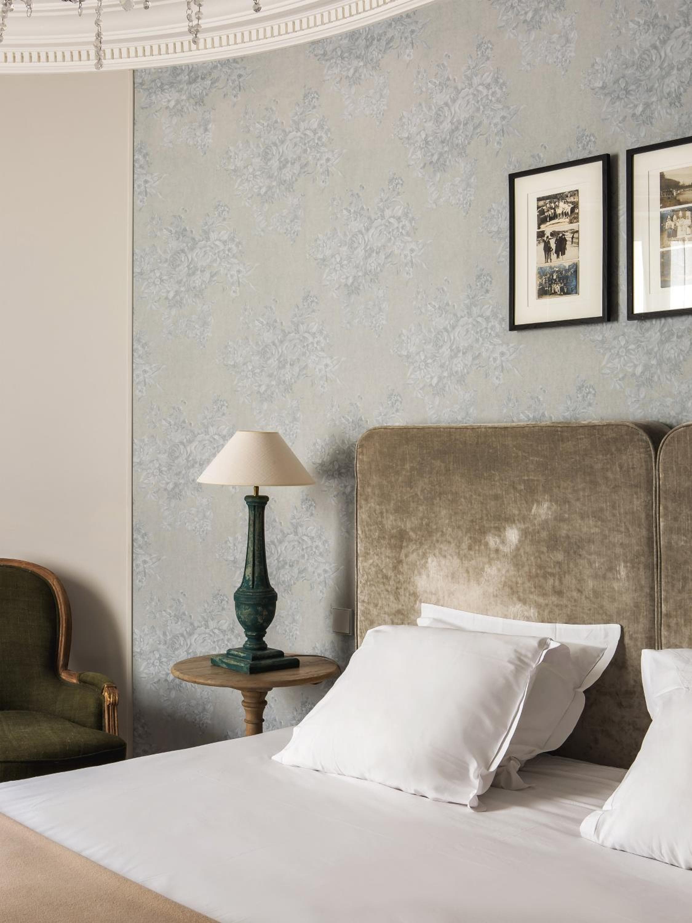 New Hotel Roblin